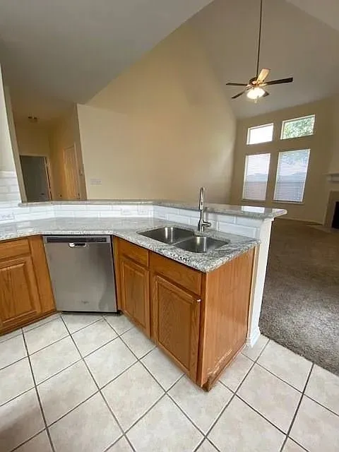 Single Family Residence For Rent in Collin County , 4437 Ridge Point Lane, Plano, Texas 75024, 4 Bedroom, 3 Bathroom, 2 Garage spaces, 2,530 Sqft, built in 2001, mls#21364090, Real Estate Agent in Plano, Homes For Rent in Collin county, Homes For Rent in Plano, Realtor in Plano Texas, Real Estate Brokerage Independent Realty Texas, Luminita Cordes Realtor