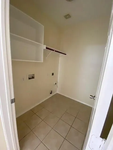 Single Family Residence For Rent in Collin County , 4437 Ridge Point Lane, Plano, Texas 75024, 4 Bedroom, 3 Bathroom, 2 Garage spaces, 2,530 Sqft, built in 2001, mls#21364090, Real Estate Agent in Plano, Homes For Rent in Collin county, Homes For Rent in Plano, Realtor in Plano Texas, Real Estate Brokerage Independent Realty Texas, Luminita Cordes Realtor
