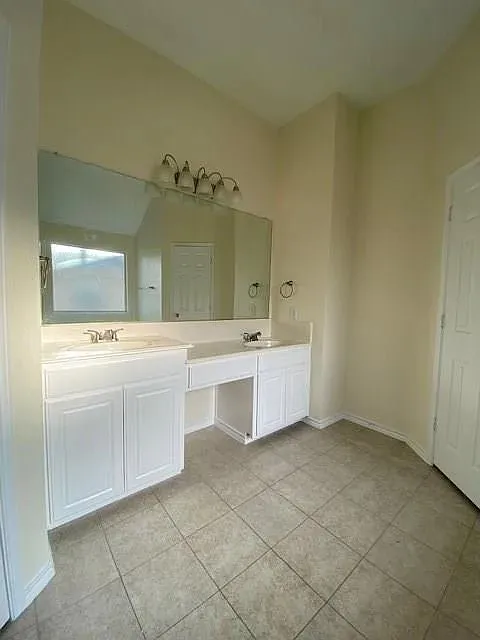 Single Family Residence For Rent in Collin County , 4437 Ridge Point Lane, Plano, Texas 75024, 4 Bedroom, 3 Bathroom, 2 Garage spaces, 2,530 Sqft, built in 2001, mls#21364090, Real Estate Agent in Plano, Homes For Rent in Collin county, Homes For Rent in Plano, Realtor in Plano Texas, Real Estate Brokerage Independent Realty Texas, Luminita Cordes Realtor