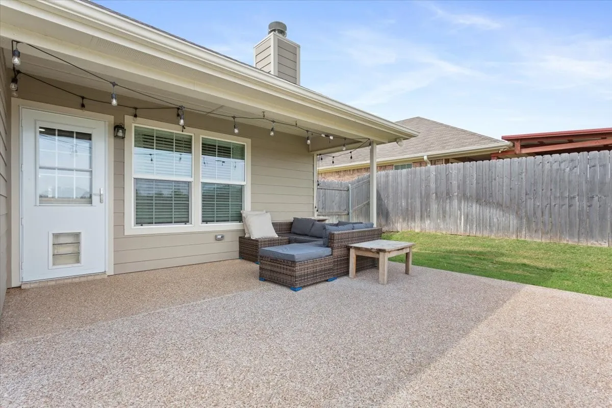 Single Family Residence For Sale in Mc Lennan County , 2518 Yoder Lane, Robinson, Texas 76706, 4 Bedroom, 2 Bathroom, 2 Garage spaces, 1,820 Sqft, built in 2021, mls#21372286, Real Estate Agent in Robinson, Homes For Sale in Mc Lennan county, Homes For Sale in Robinson, Realtor in Robinson Texas, Real Estate Brokerage Independent Realty Texas, Luminita Cordes Realtor