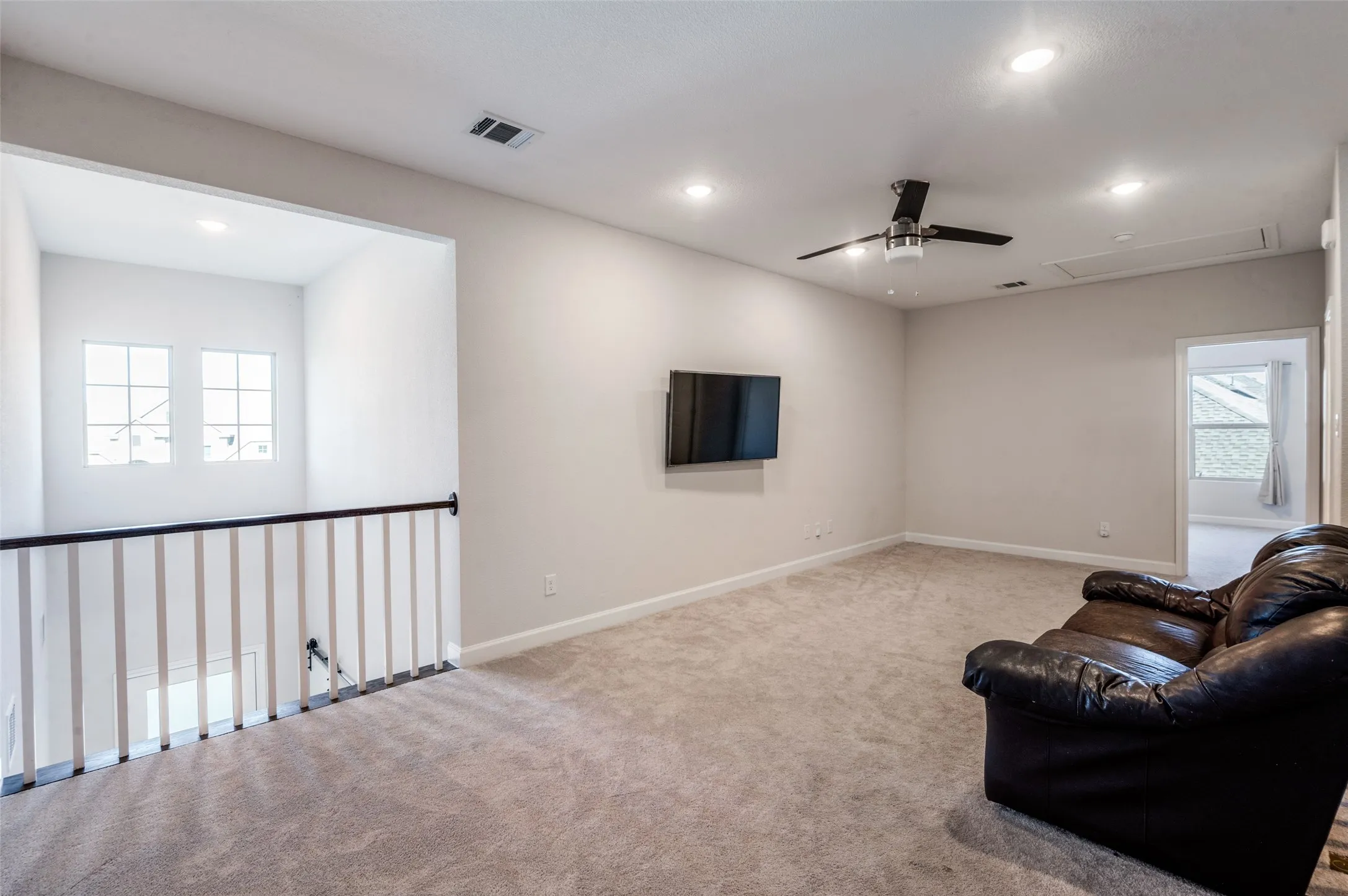 Single Family Residence For Rent in Collin County , 3905 Revard Court, Celina, Texas 75009, 4 Bedroom, 4 Bathroom, 2 Garage spaces, 3,472 Sqft, built in 2023, mls#21374640, Real Estate Agent in Celina, Homes For Rent in Collin county, Homes For Rent in Celina, Realtor in Celina Texas, Real Estate Brokerage Independent Realty Texas, Luminita Cordes Realtor