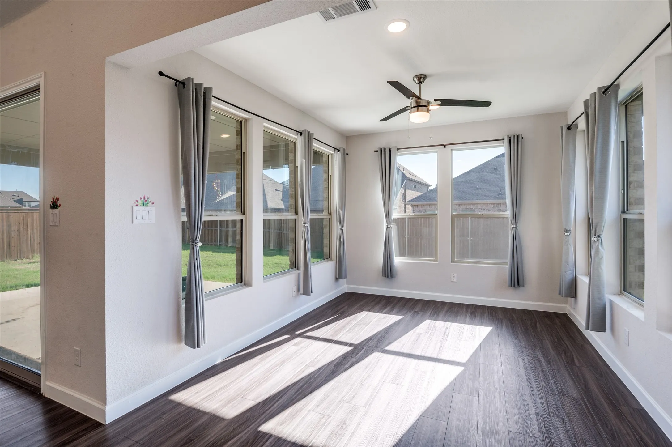 Single Family Residence For Rent in Collin County , 3905 Revard Court, Celina, Texas 75009, 4 Bedroom, 4 Bathroom, 2 Garage spaces, 3,472 Sqft, built in 2023, mls#21374640, Real Estate Agent in Celina, Homes For Rent in Collin county, Homes For Rent in Celina, Realtor in Celina Texas, Real Estate Brokerage Independent Realty Texas, Luminita Cordes Realtor