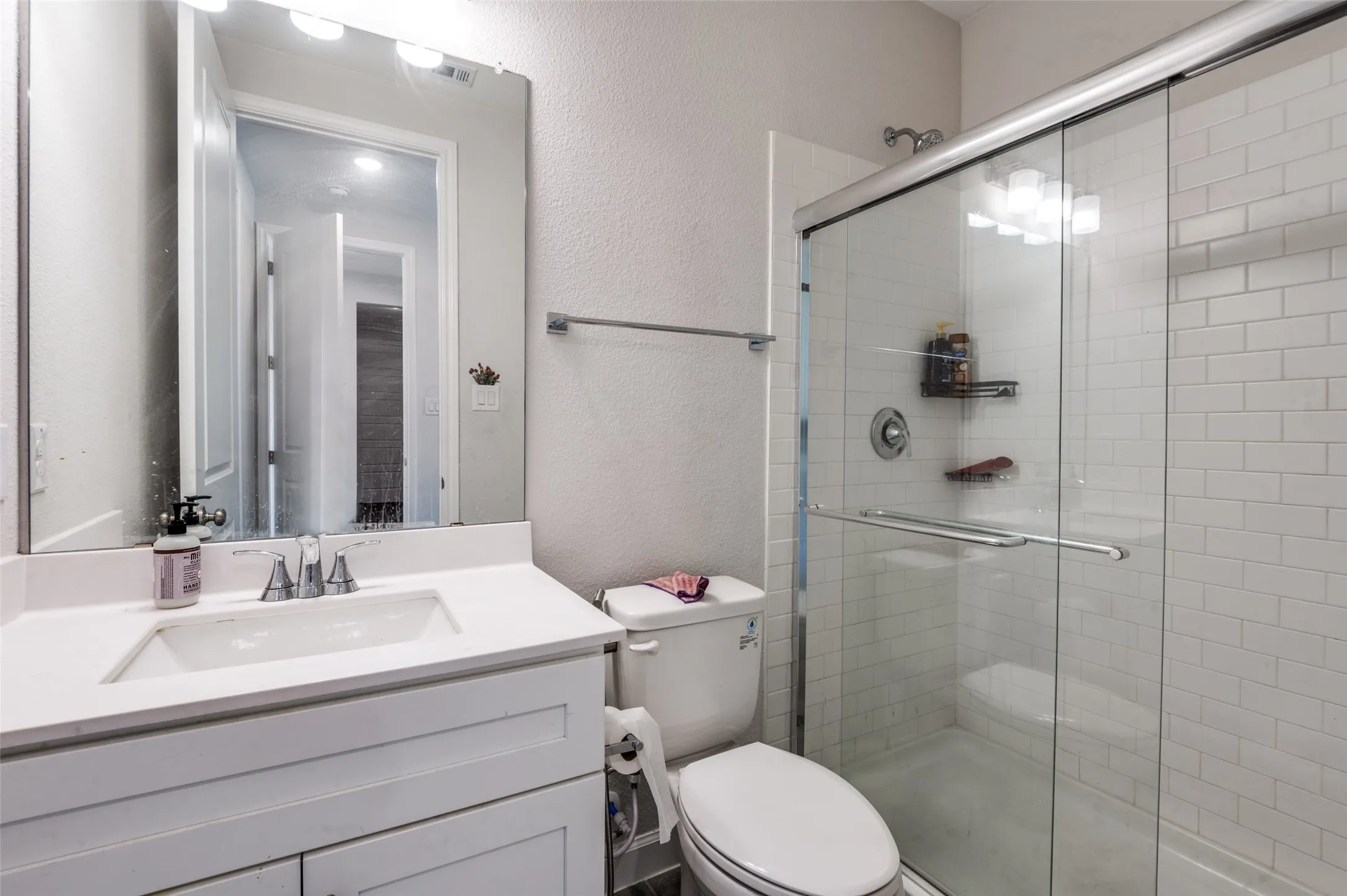 Single Family Residence For Rent in Collin County , 3905 Revard Court, Celina, Texas 75009, 4 Bedroom, 4 Bathroom, 2 Garage spaces, 3,472 Sqft, built in 2023, mls#21374640, Real Estate Agent in Celina, Homes For Rent in Collin county, Homes For Rent in Celina, Realtor in Celina Texas, Real Estate Brokerage Independent Realty Texas, Luminita Cordes Realtor