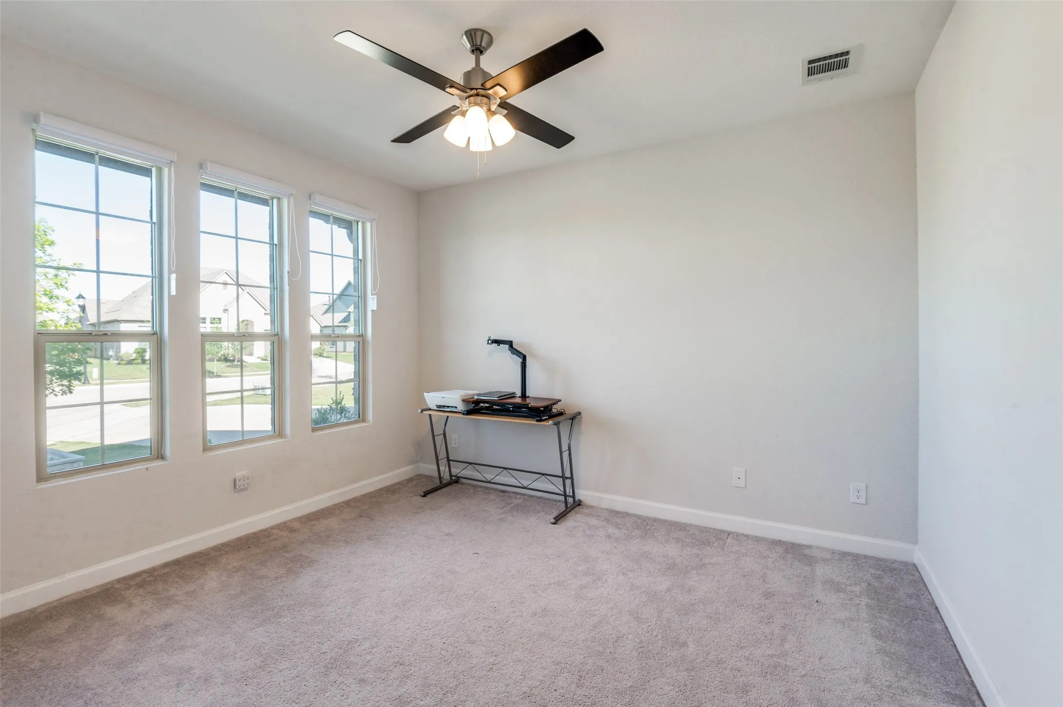 Single Family Residence For Rent in Collin County , 3905 Revard Court, Celina, Texas 75009, 4 Bedroom, 4 Bathroom, 2 Garage spaces, 3,472 Sqft, built in 2023, mls#21374640, Real Estate Agent in Celina, Homes For Rent in Collin county, Homes For Rent in Celina, Realtor in Celina Texas, Real Estate Brokerage Independent Realty Texas, Luminita Cordes Realtor