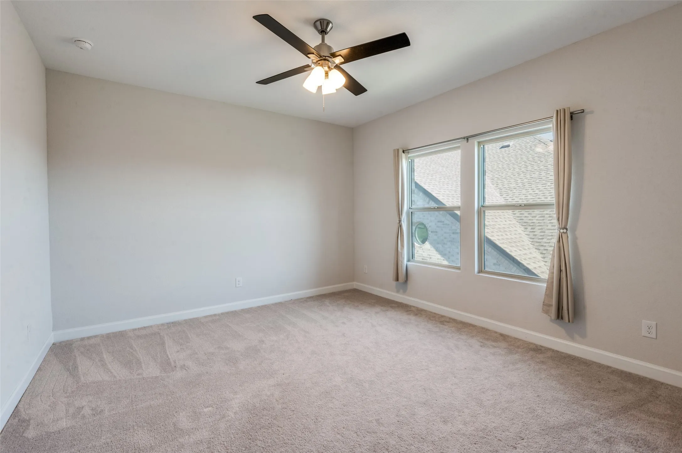 Single Family Residence For Rent in Collin County , 3905 Revard Court, Celina, Texas 75009, 4 Bedroom, 4 Bathroom, 2 Garage spaces, 3,472 Sqft, built in 2023, mls#21374640, Real Estate Agent in Celina, Homes For Rent in Collin county, Homes For Rent in Celina, Realtor in Celina Texas, Real Estate Brokerage Independent Realty Texas, Luminita Cordes Realtor