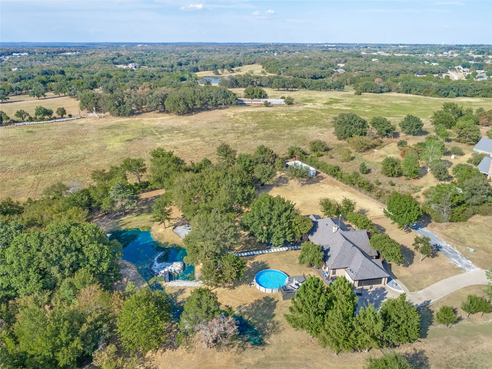 Single Family Residence For Sale in Denton County , 4291 Indian Paint Trail, Aubrey, Texas 76227, 4 Bedroom, 3 Bathroom, 2 Garage spaces, 2,840 Sqft, built in 1999, mls#21370407, Real Estate Agent in Aubrey, Homes For Sale in Denton county, Homes For Sale in Aubrey, Realtor in Aubrey Texas, Real Estate Brokerage Independent Realty Texas, Luminita Cordes Realtor