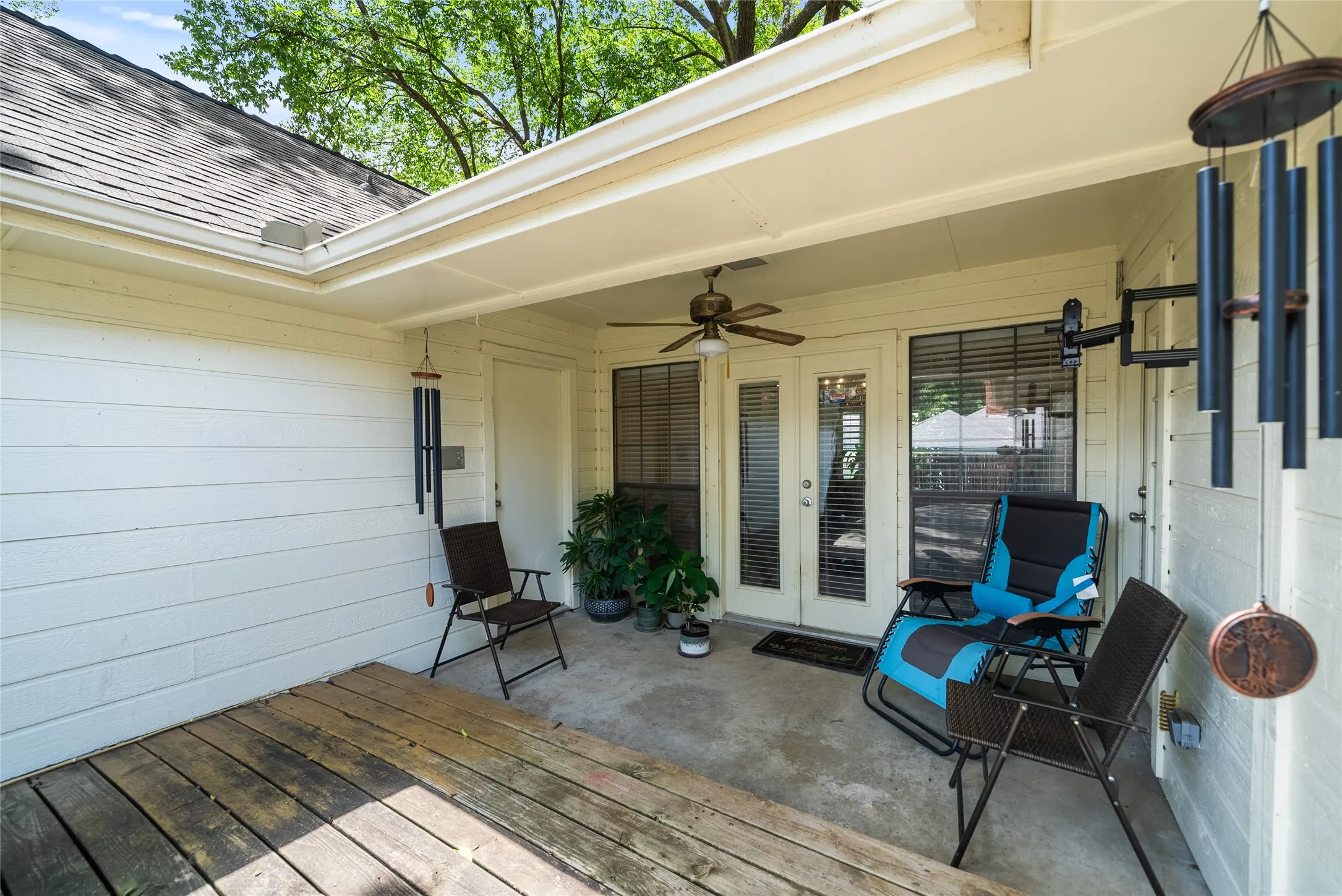 Single Family Residence For Sale in Dallas County , 342 Hillcroft Drive, Duncanville, Texas 75137, 3 Bedroom, 2 Bathroom, 2 Garage spaces, 2,218 Sqft, built in 1984, mls#21355442, Real Estate Agent in Duncanville, Homes For Sale in Dallas county, Homes For Sale in Duncanville, Realtor in Duncanville Texas, Real Estate Brokerage Independent Realty Texas, Luminita Cordes Realtor