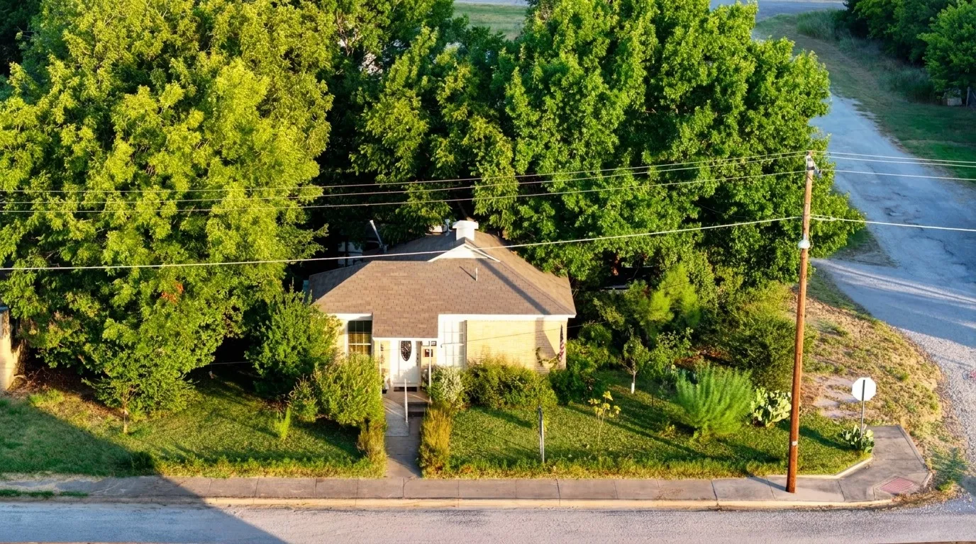 Office For Sale in Eastland County , 215 N Austin Street, Ranger, Texas 76470, 0, 0, Garage spaces, 0 Sqft, built in 1937, mls#21372222, Real Estate Agent in Ranger, Homes For Sale in Eastland county, Homes For Sale in Ranger, Realtor in Ranger Texas, Real Estate Brokerage Independent Realty Texas, Luminita Cordes Realtor