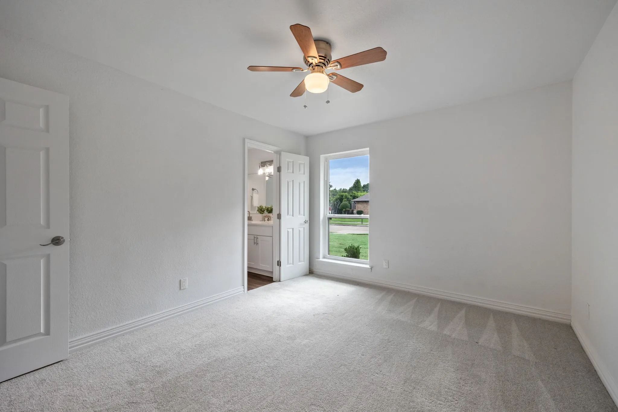 Single Family Residence For Rent in Collin County , 3300 Bandolino Lane, Plano, Texas 75023, 4 Bedroom, 3 Bathroom, 2 Garage spaces, 2,626 Sqft, built in 1976, mls#21374648, Real Estate Agent in Plano, Homes For Rent in Collin county, Homes For Rent in Plano, Realtor in Plano Texas, Real Estate Brokerage Independent Realty Texas, Luminita Cordes Realtor