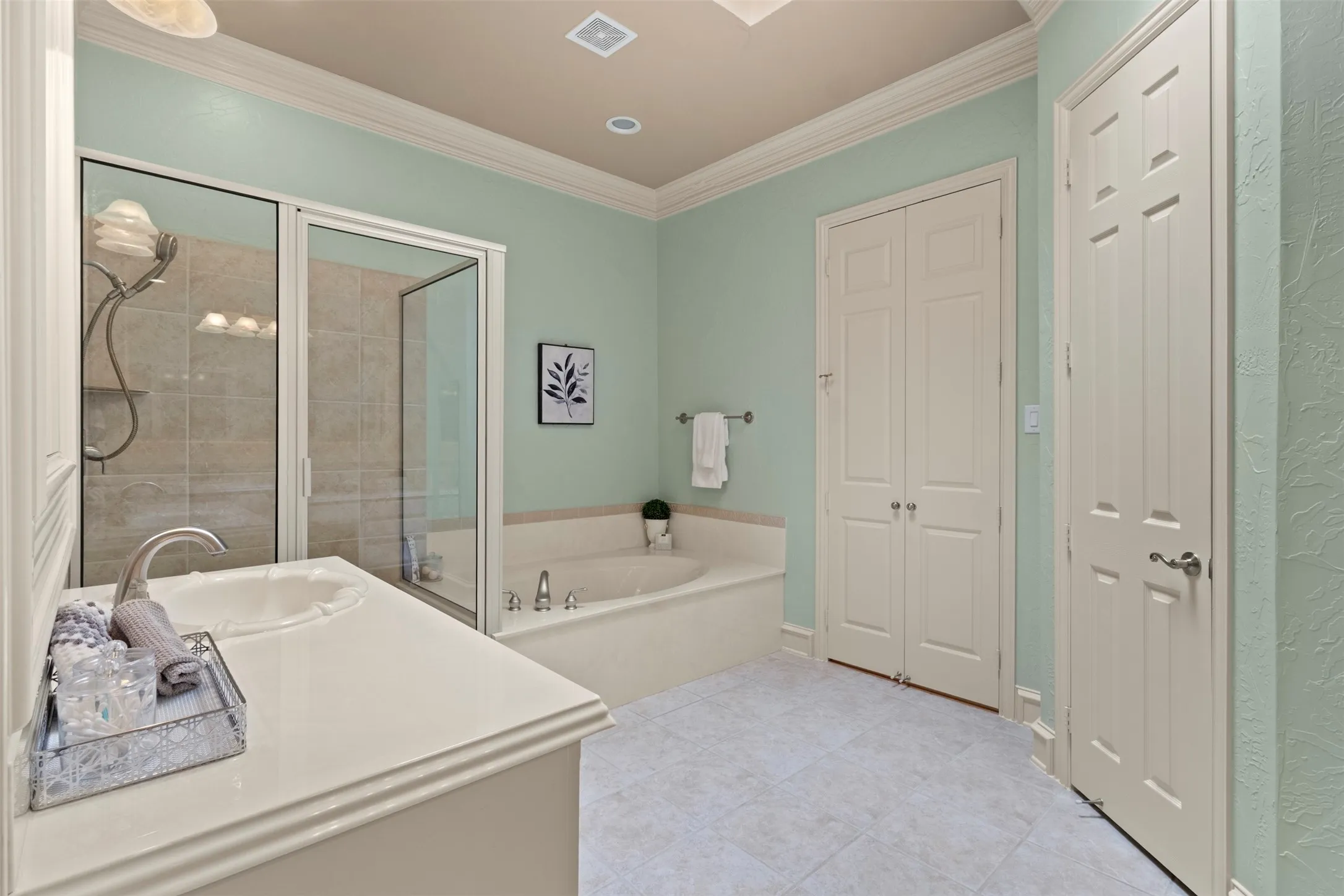 Single Family Residence For Sale in Collin County , 53 Cattail Pond Drive, Frisco, Texas 75034, 3 Bedroom, 4 Bathroom, 2 Garage spaces, 2,962 Sqft, built in 2000, mls#21372321, Real Estate Agent in Frisco, Homes For Sale in Collin county, Homes For Sale in Frisco, Realtor in Frisco Texas, Real Estate Brokerage Independent Realty Texas, Luminita Cordes Realtor