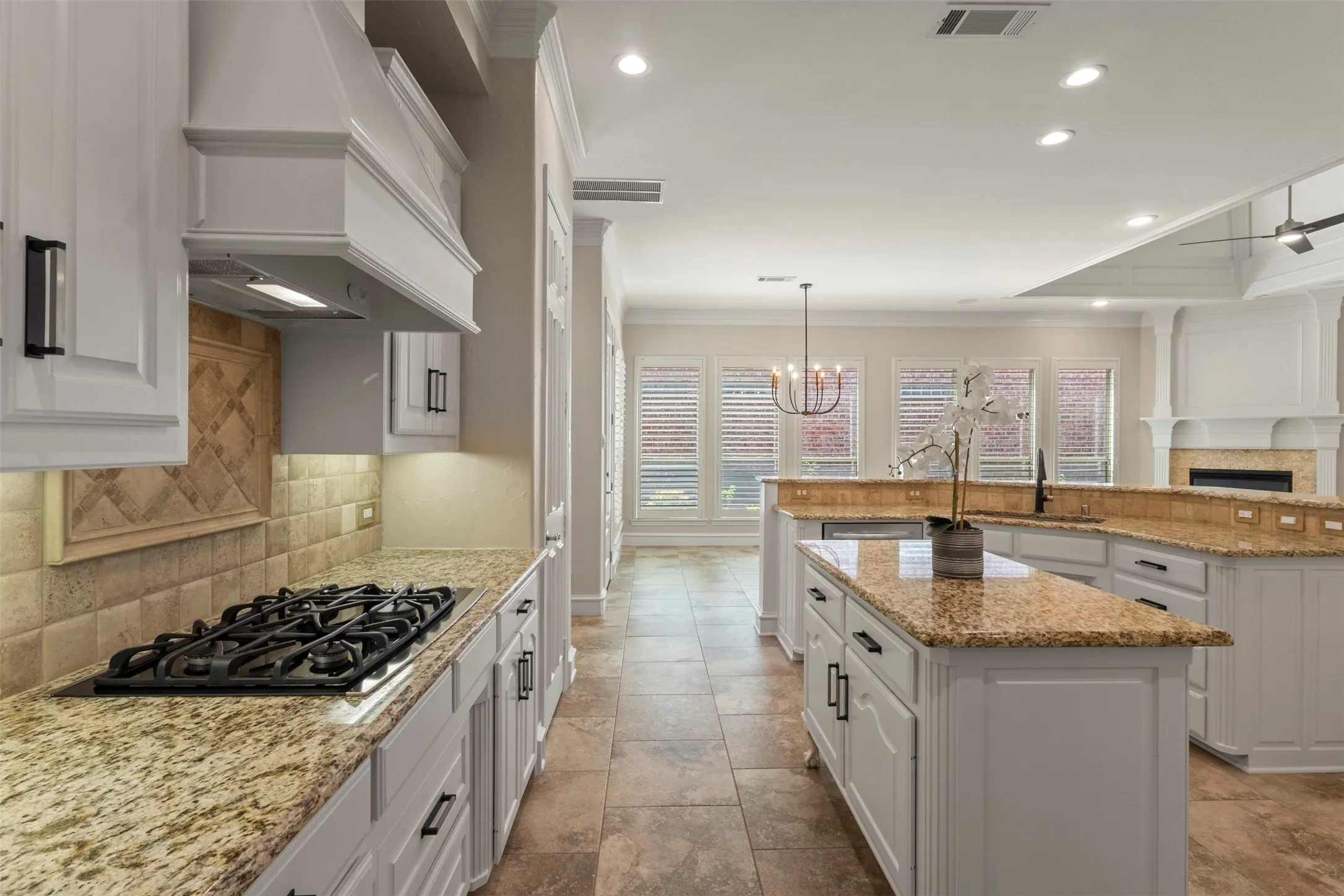Single Family Residence For Sale in Collin County , 53 Cattail Pond Drive, Frisco, Texas 75034, 3 Bedroom, 4 Bathroom, 2 Garage spaces, 2,962 Sqft, built in 2000, mls#21372321, Real Estate Agent in Frisco, Homes For Sale in Collin county, Homes For Sale in Frisco, Realtor in Frisco Texas, Real Estate Brokerage Independent Realty Texas, Luminita Cordes Realtor