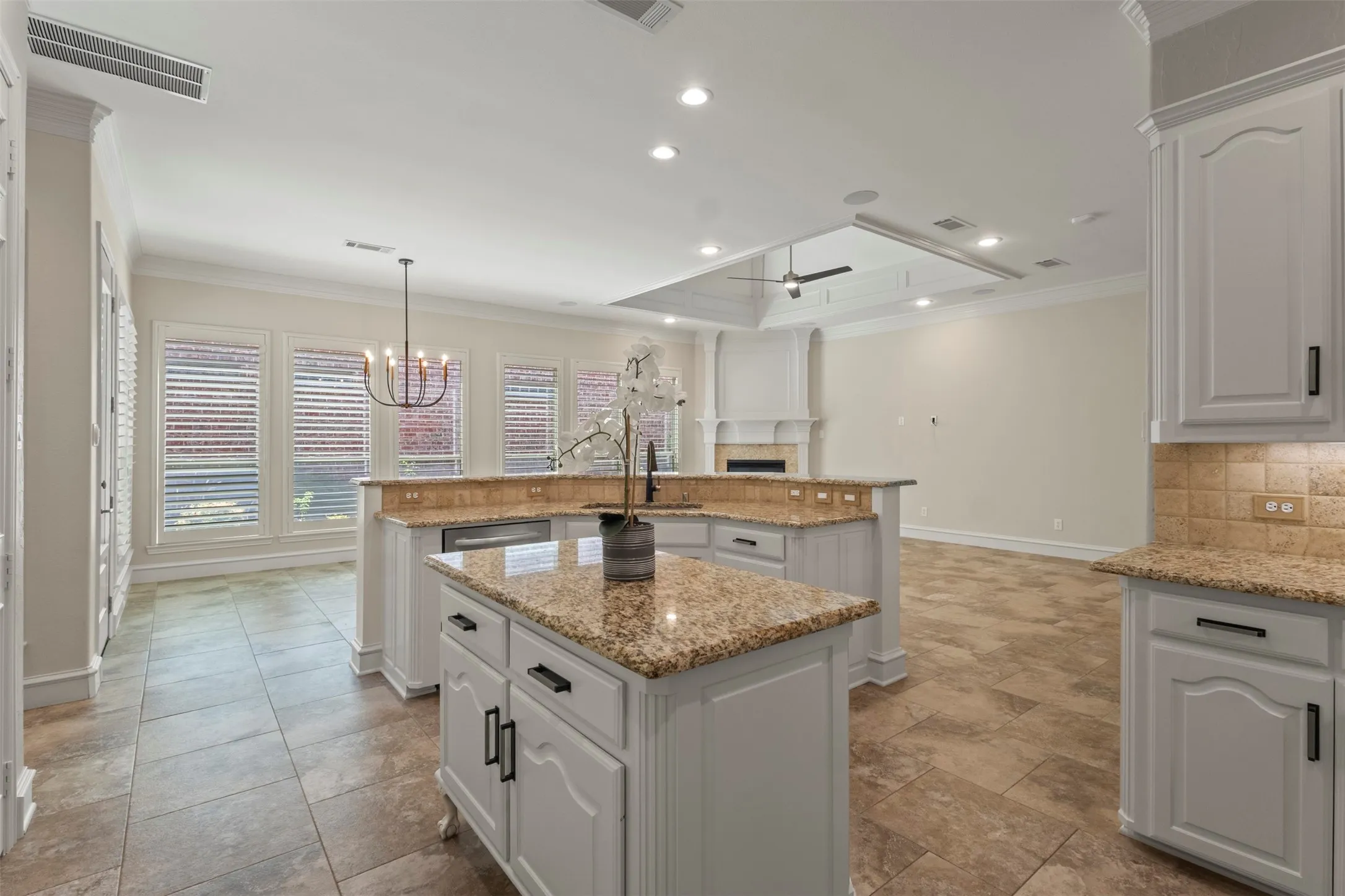Single Family Residence For Sale in Collin County , 53 Cattail Pond Drive, Frisco, Texas 75034, 3 Bedroom, 4 Bathroom, 2 Garage spaces, 2,962 Sqft, built in 2000, mls#21372321, Real Estate Agent in Frisco, Homes For Sale in Collin county, Homes For Sale in Frisco, Realtor in Frisco Texas, Real Estate Brokerage Independent Realty Texas, Luminita Cordes Realtor