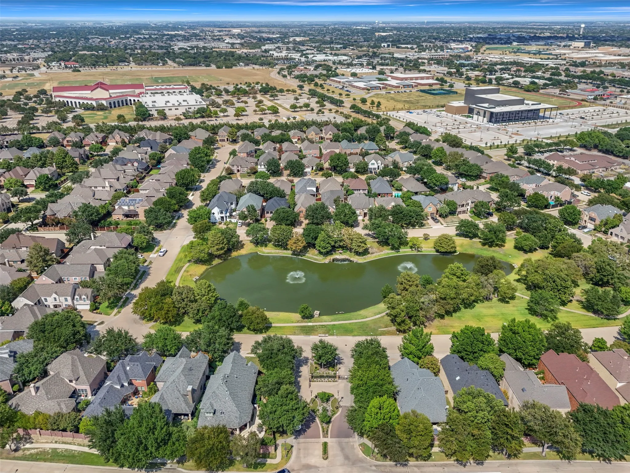 Single Family Residence For Sale in Collin County , 53 Cattail Pond Drive, Frisco, Texas 75034, 3 Bedroom, 4 Bathroom, 2 Garage spaces, 2,962 Sqft, built in 2000, mls#21372321, Real Estate Agent in Frisco, Homes For Sale in Collin county, Homes For Sale in Frisco, Realtor in Frisco Texas, Real Estate Brokerage Independent Realty Texas, Luminita Cordes Realtor