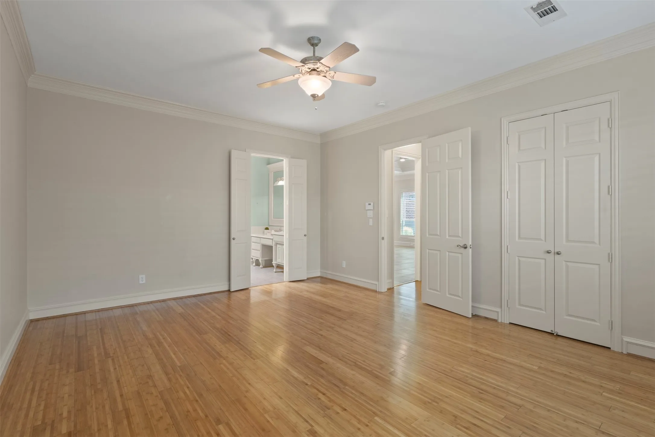Single Family Residence For Sale in Collin County , 53 Cattail Pond Drive, Frisco, Texas 75034, 3 Bedroom, 4 Bathroom, 2 Garage spaces, 2,962 Sqft, built in 2000, mls#21372321, Real Estate Agent in Frisco, Homes For Sale in Collin county, Homes For Sale in Frisco, Realtor in Frisco Texas, Real Estate Brokerage Independent Realty Texas, Luminita Cordes Realtor
