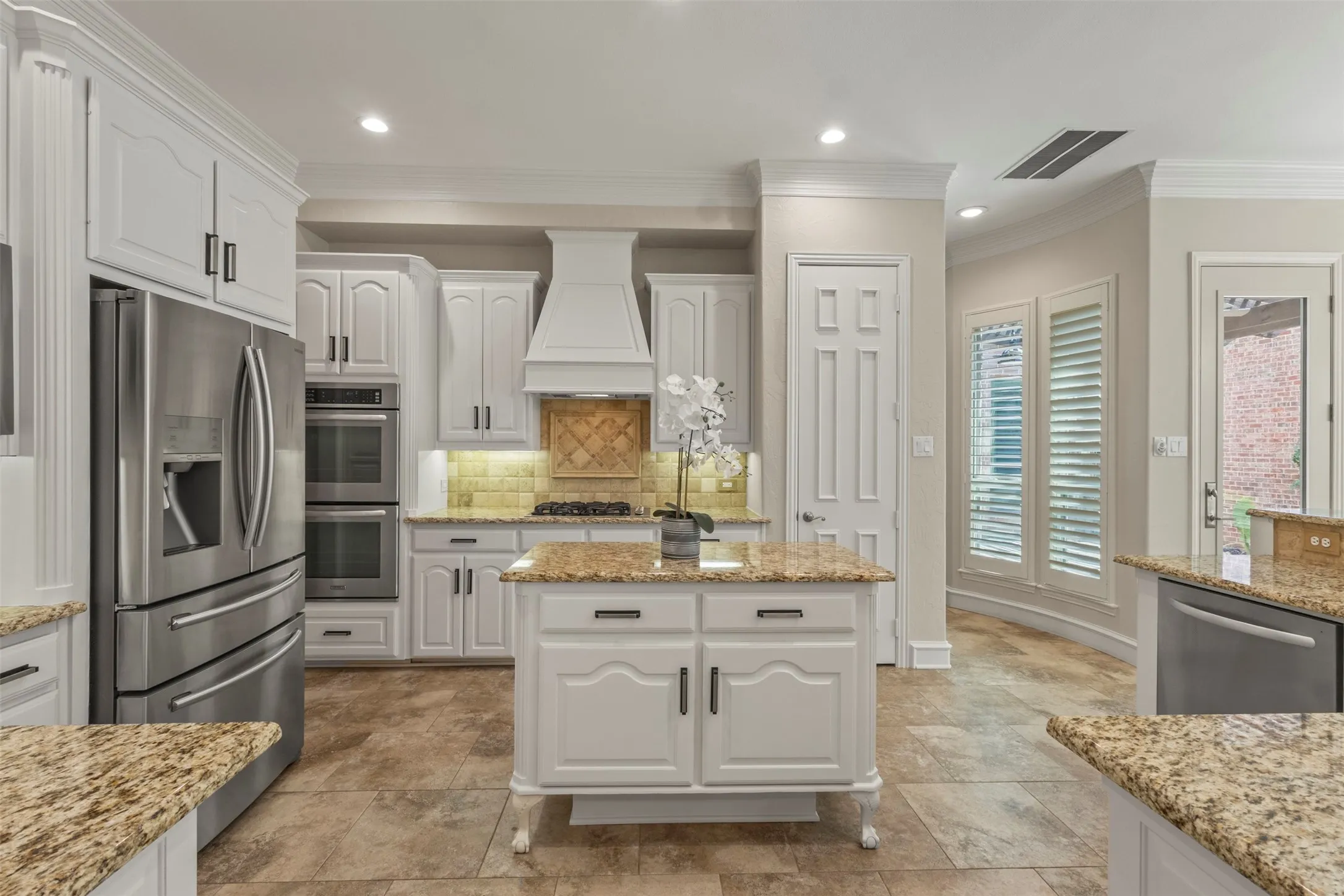 Single Family Residence For Sale in Collin County , 53 Cattail Pond Drive, Frisco, Texas 75034, 3 Bedroom, 4 Bathroom, 2 Garage spaces, 2,962 Sqft, built in 2000, mls#21372321, Real Estate Agent in Frisco, Homes For Sale in Collin county, Homes For Sale in Frisco, Realtor in Frisco Texas, Real Estate Brokerage Independent Realty Texas, Luminita Cordes Realtor