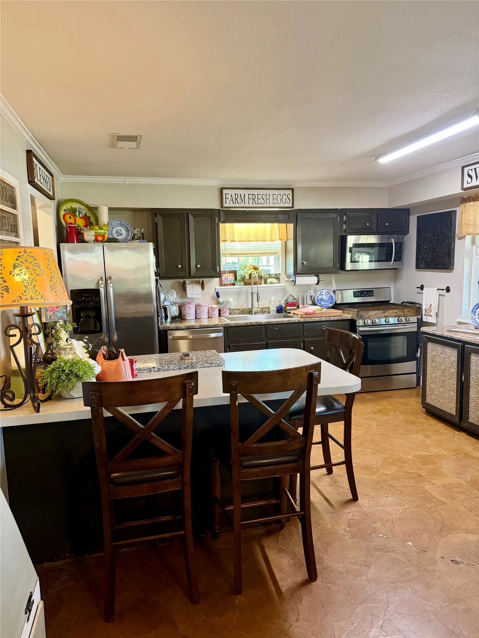 Single Family Residence For Sale in Wood County , 100 Nell Lane, Yantis, Texas 75497, 3 Bedroom, 2 Bathroom, Garage spaces, 1,919 Sqft, built in 1988, mls#21371528, Real Estate Agent in Yantis, Homes For Sale in Wood county, Homes For Sale in Yantis, Realtor in Yantis Texas, Real Estate Brokerage Independent Realty Texas, Luminita Cordes Realtor