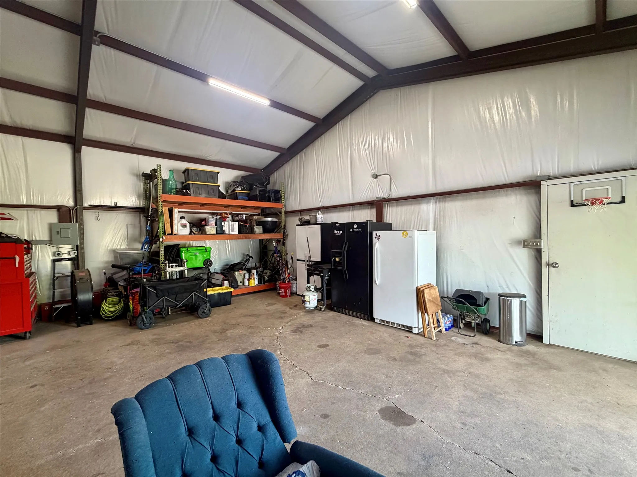 Single Family Residence For Sale in Wood County , 100 Nell Lane, Yantis, Texas 75497, 3 Bedroom, 2 Bathroom, Garage spaces, 1,919 Sqft, built in 1988, mls#21371528, Real Estate Agent in Yantis, Homes For Sale in Wood county, Homes For Sale in Yantis, Realtor in Yantis Texas, Real Estate Brokerage Independent Realty Texas, Luminita Cordes Realtor