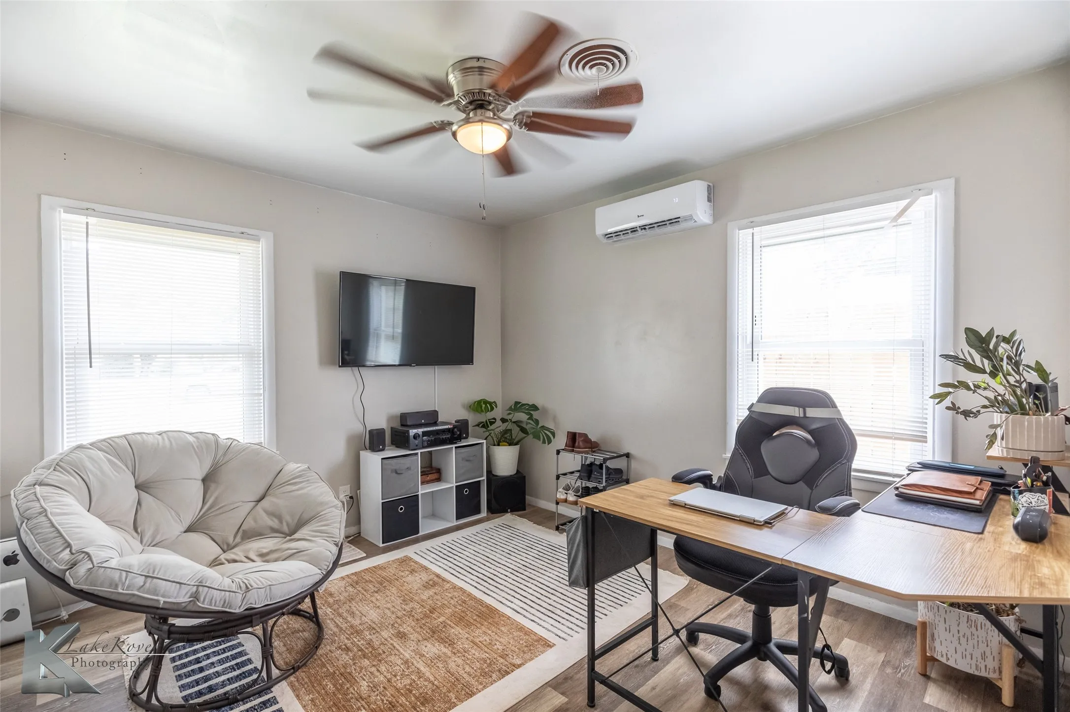 Single Family Residence For Rent in Taylor County , 1430 Westview Drive, Abilene, Texas 79603, 3 Bedroom, 2 Bathroom, 1 Garage spaces, 1,161 Sqft, built in 1956, mls#21372161, Real Estate Agent in Abilene, Homes For Rent in Taylor county, Homes For Rent in Abilene, Realtor in Abilene Texas, Real Estate Brokerage Independent Realty Texas, Luminita Cordes Realtor