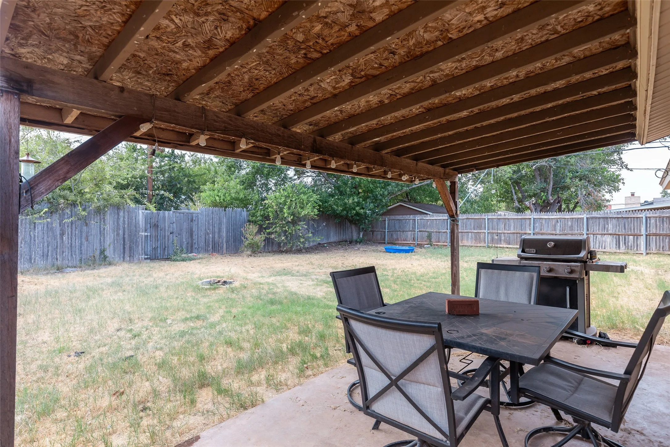 Single Family Residence For Sale in Taylor County , 2250 Shere Lynne Drive, Abilene, Texas 79606, 3 Bedroom, 3 Bathroom, 2 Garage spaces, 1,437 Sqft, built in 1976, mls#21360504, Real Estate Agent in Abilene, Homes For Sale in Taylor county, Homes For Sale in Abilene, Realtor in Abilene Texas, Real Estate Brokerage Independent Realty Texas, Luminita Cordes Realtor