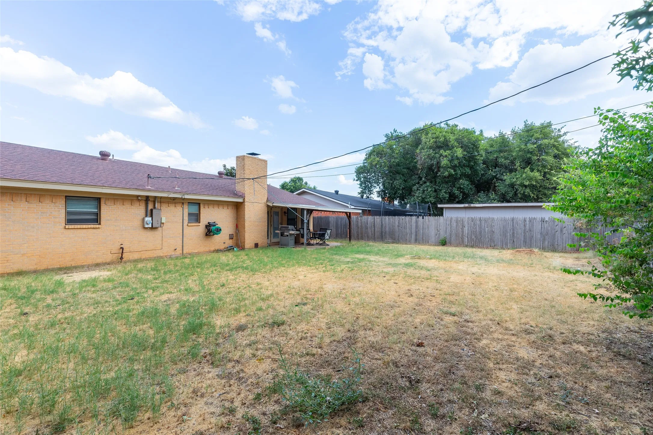 Single Family Residence For Sale in Taylor County , 2250 Shere Lynne Drive, Abilene, Texas 79606, 3 Bedroom, 3 Bathroom, 2 Garage spaces, 1,437 Sqft, built in 1976, mls#21360504, Real Estate Agent in Abilene, Homes For Sale in Taylor county, Homes For Sale in Abilene, Realtor in Abilene Texas, Real Estate Brokerage Independent Realty Texas, Luminita Cordes Realtor