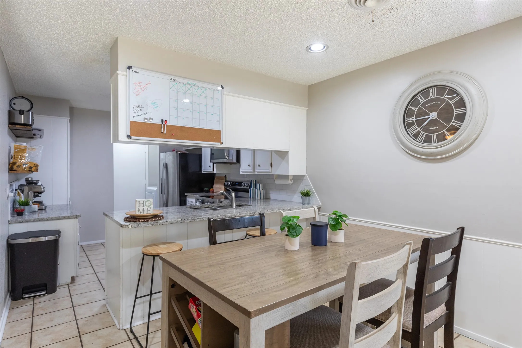 Single Family Residence For Sale in Taylor County , 2250 Shere Lynne Drive, Abilene, Texas 79606, 3 Bedroom, 3 Bathroom, 2 Garage spaces, 1,437 Sqft, built in 1976, mls#21360504, Real Estate Agent in Abilene, Homes For Sale in Taylor county, Homes For Sale in Abilene, Realtor in Abilene Texas, Real Estate Brokerage Independent Realty Texas, Luminita Cordes Realtor