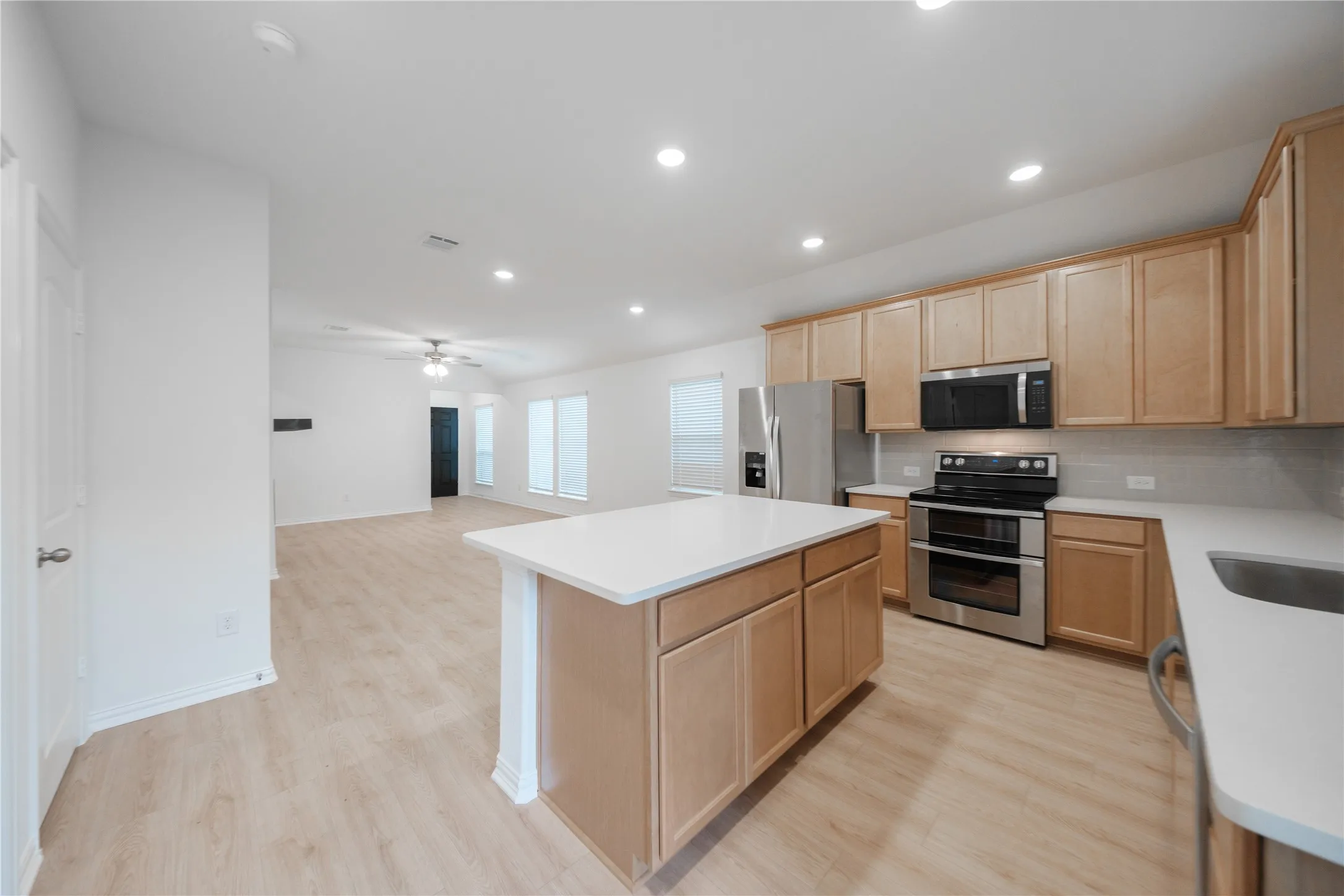 Beazer Homes Churchill Daisy Floorplan.