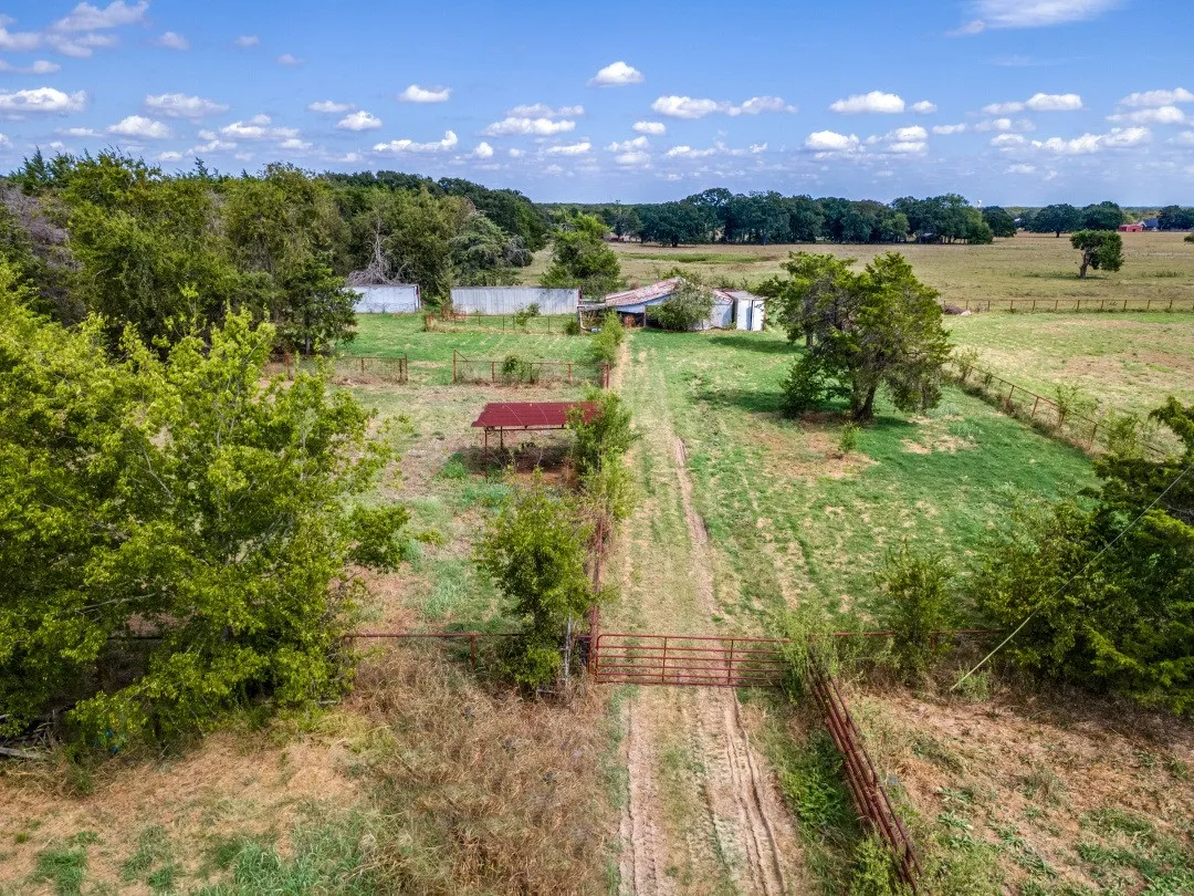 Unimproved Land For Sale in Hunt County , 2165 County Road 3304, Greenville, Texas 75402, 0, 0, Garage spaces, 0 Sqft, built in 0, mls#21374657, Real Estate Agent in Greenville, Homes For Sale in Hunt county, Homes For Sale in Greenville, Realtor in Greenville Texas, Real Estate Brokerage Independent Realty Texas, Luminita Cordes Realtor
