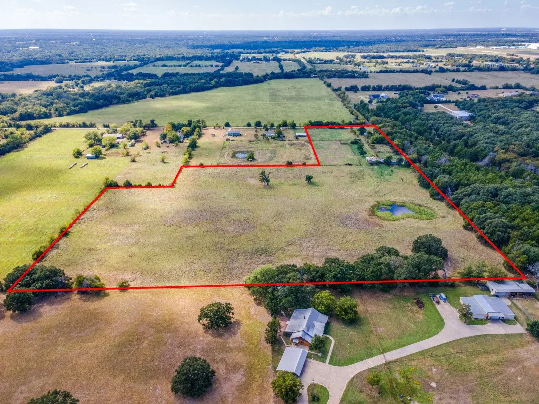 Unimproved Land For Sale in Hunt County , 2165 County Road 3304, Greenville, Texas 75402, 0, 0, Garage spaces, 0 Sqft, built in 0, mls#21374657, Real Estate Agent in Greenville, Homes For Sale in Hunt county, Homes For Sale in Greenville, Realtor in Greenville Texas, Real Estate Brokerage Independent Realty Texas, Luminita Cordes Realtor