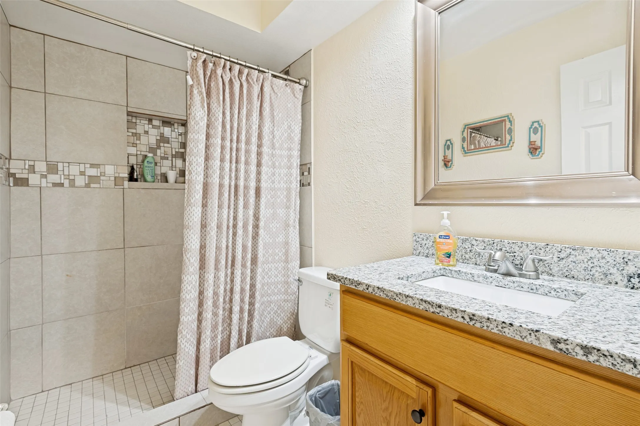Single Family Residence For Sale in Dallas County , 300 Monica Street, Glenn Heights, Texas 75154, 3 Bedroom, 2 Bathroom, Garage spaces, 1,481 Sqft, built in 1983, mls#21374651, Real Estate Agent in Glenn Heights, Homes For Sale in Dallas county, Homes For Sale in Glenn Heights, Realtor in Glenn Heights Texas, Real Estate Brokerage Independent Realty Texas, Luminita Cordes Realtor
