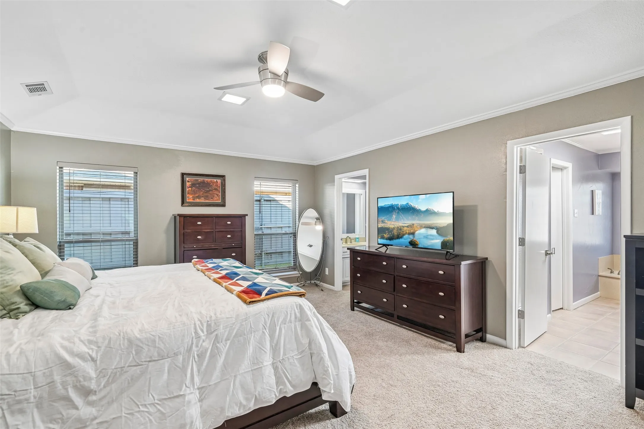Single Family Residence For Sale in Collin County , 4203 Cobblers Lane, Dallas, Texas 75287, 4 Bedroom, 4 Bathroom, 2 Garage spaces, 3,110 Sqft, built in 1981, mls#21367664, Real Estate Agent in Dallas, Homes For Sale in Collin county, Homes For Sale in Dallas, Realtor in Dallas Texas, Real Estate Brokerage Independent Realty Texas, Luminita Cordes Realtor