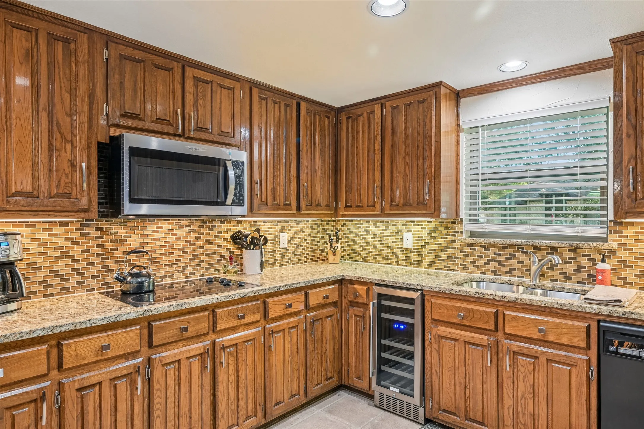Single Family Residence For Sale in Collin County , 4203 Cobblers Lane, Dallas, Texas 75287, 4 Bedroom, 4 Bathroom, 2 Garage spaces, 3,110 Sqft, built in 1981, mls#21367664, Real Estate Agent in Dallas, Homes For Sale in Collin county, Homes For Sale in Dallas, Realtor in Dallas Texas, Real Estate Brokerage Independent Realty Texas, Luminita Cordes Realtor