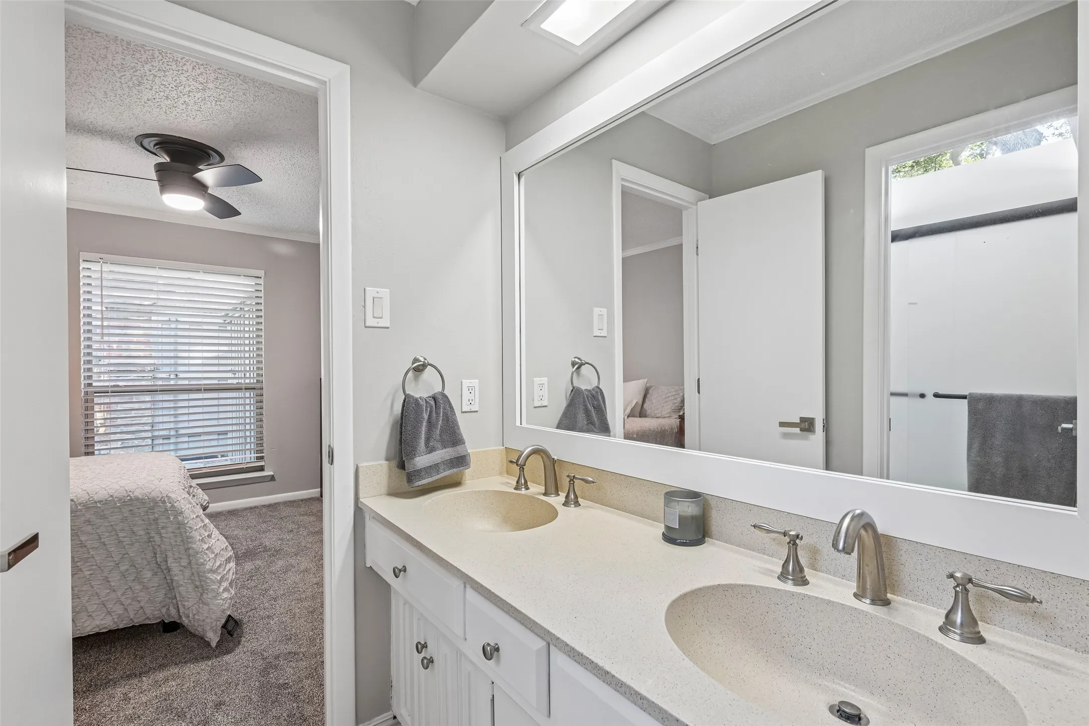 Single Family Residence For Sale in Collin County , 4203 Cobblers Lane, Dallas, Texas 75287, 4 Bedroom, 4 Bathroom, 2 Garage spaces, 3,110 Sqft, built in 1981, mls#21367664, Real Estate Agent in Dallas, Homes For Sale in Collin county, Homes For Sale in Dallas, Realtor in Dallas Texas, Real Estate Brokerage Independent Realty Texas, Luminita Cordes Realtor