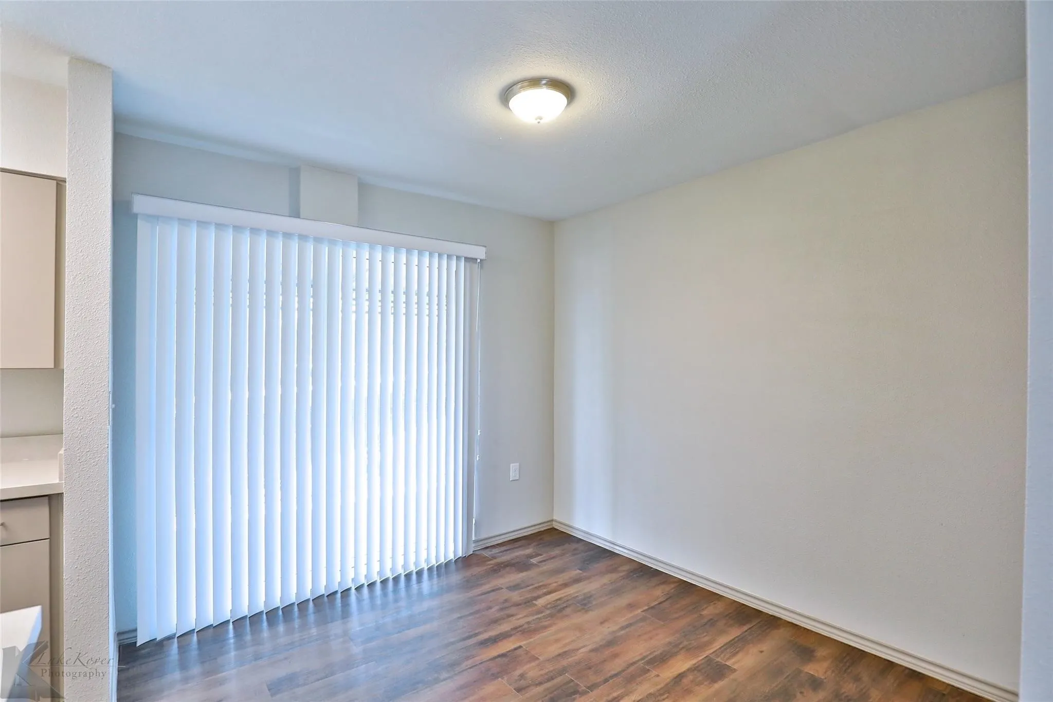 Apartment For Rent in Taylor County , 2800 Sayles Boulevard 02 A, Abilene, Texas 79605, 2 Bedroom, 1 Bathroom, Garage spaces, 975 Sqft, built in 1966, mls#21374673, Real Estate Agent in Abilene, Homes For Rent in Taylor county, Homes For Rent in Abilene, Realtor in Abilene Texas, Real Estate Brokerage Independent Realty Texas, Luminita Cordes Realtor