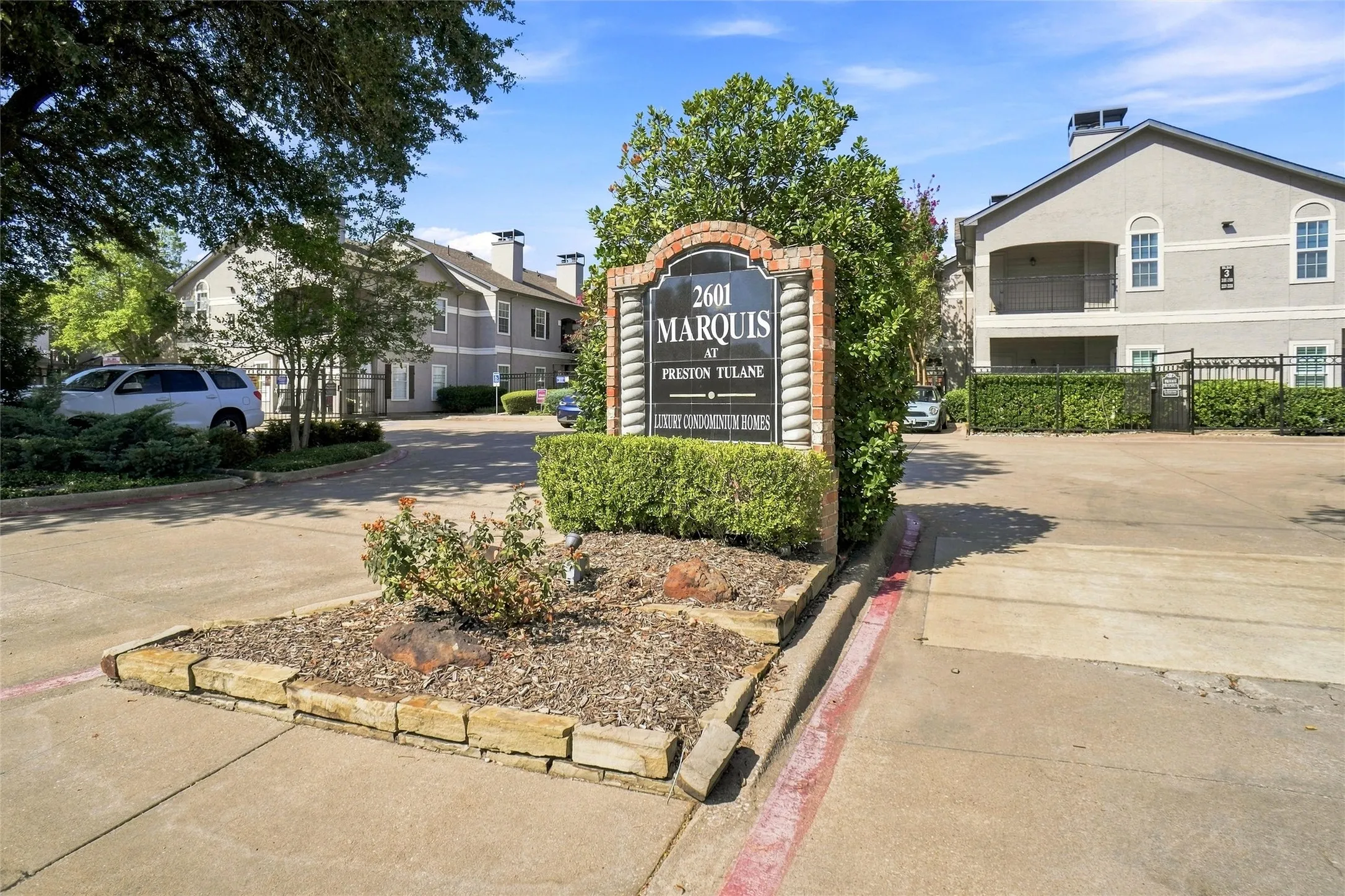Condominium For Sale in Collin County , 2601 Preston Road 4103, Plano, Texas 75093, 1 Bedroom, 1 Bathroom, 1 Garage spaces, 813 Sqft, built in 1995, mls#21374647, Real Estate Agent in Plano, Homes For Sale in Collin county, Homes For Sale in Plano, Realtor in Plano Texas, Real Estate Brokerage Independent Realty Texas, Luminita Cordes Realtor