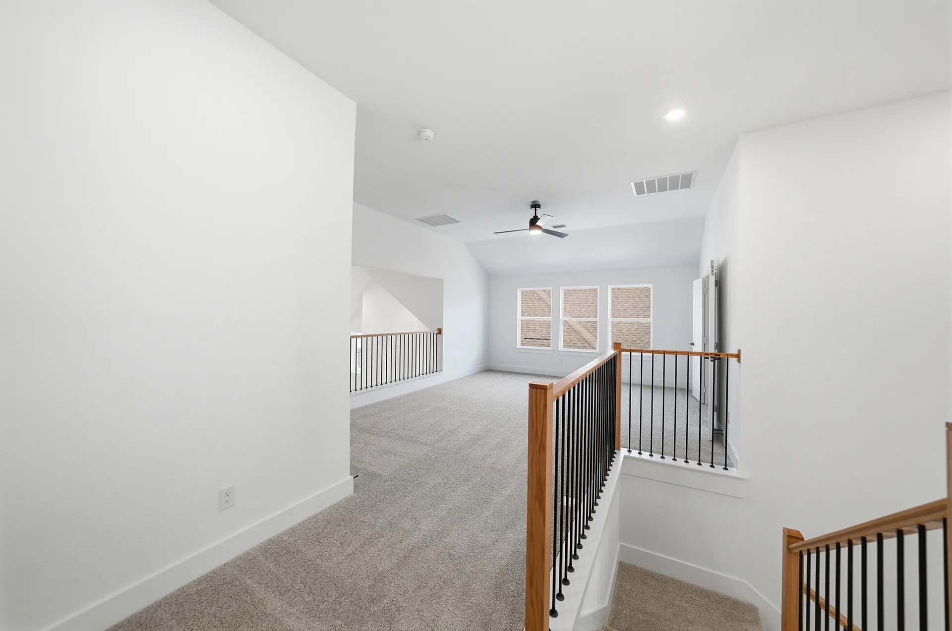 Single Family Residence For Sale in Collin County , 2831 Winfrey Point, Prosper, Texas 75078, 4 Bedroom, 4 Bathroom, 2 Garage spaces, 3,438 Sqft, built in 2026, mls#21374682, Real Estate Agent in Prosper, Homes For Sale in Collin county, Homes For Sale in Prosper, Realtor in Prosper Texas, Real Estate Brokerage Independent Realty Texas, Luminita Cordes Realtor