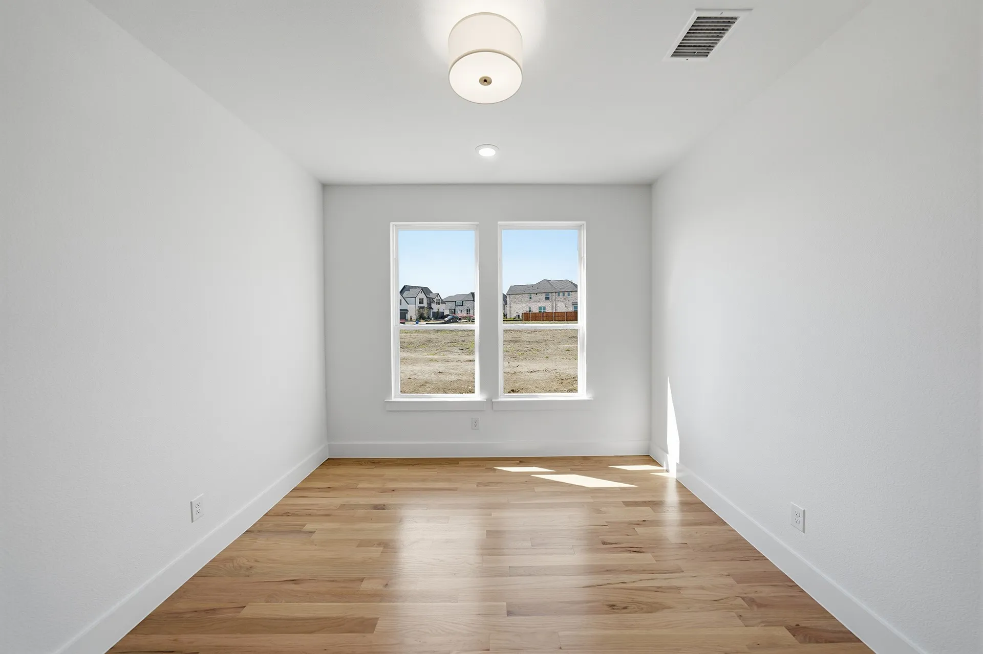 Single Family Residence For Sale in Collin County , 2831 Winfrey Point, Prosper, Texas 75078, 4 Bedroom, 4 Bathroom, 2 Garage spaces, 3,438 Sqft, built in 2026, mls#21374682, Real Estate Agent in Prosper, Homes For Sale in Collin county, Homes For Sale in Prosper, Realtor in Prosper Texas, Real Estate Brokerage Independent Realty Texas, Luminita Cordes Realtor