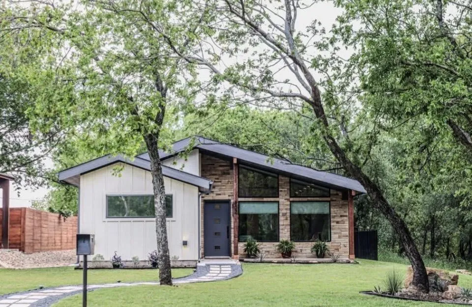 Single Family Residence For Sale in Wise County , 802 Stevens Street, Bridgeport, Texas 76426, 3 Bedroom, 2 Bathroom, 1 Garage spaces, 1,364 Sqft, built in 2024, mls#21374676, Real Estate Agent in Bridgeport, Homes For Sale in Wise county, Homes For Sale in Bridgeport, Realtor in Bridgeport Texas, Real Estate Brokerage Independent Realty Texas, Luminita Cordes Realtor