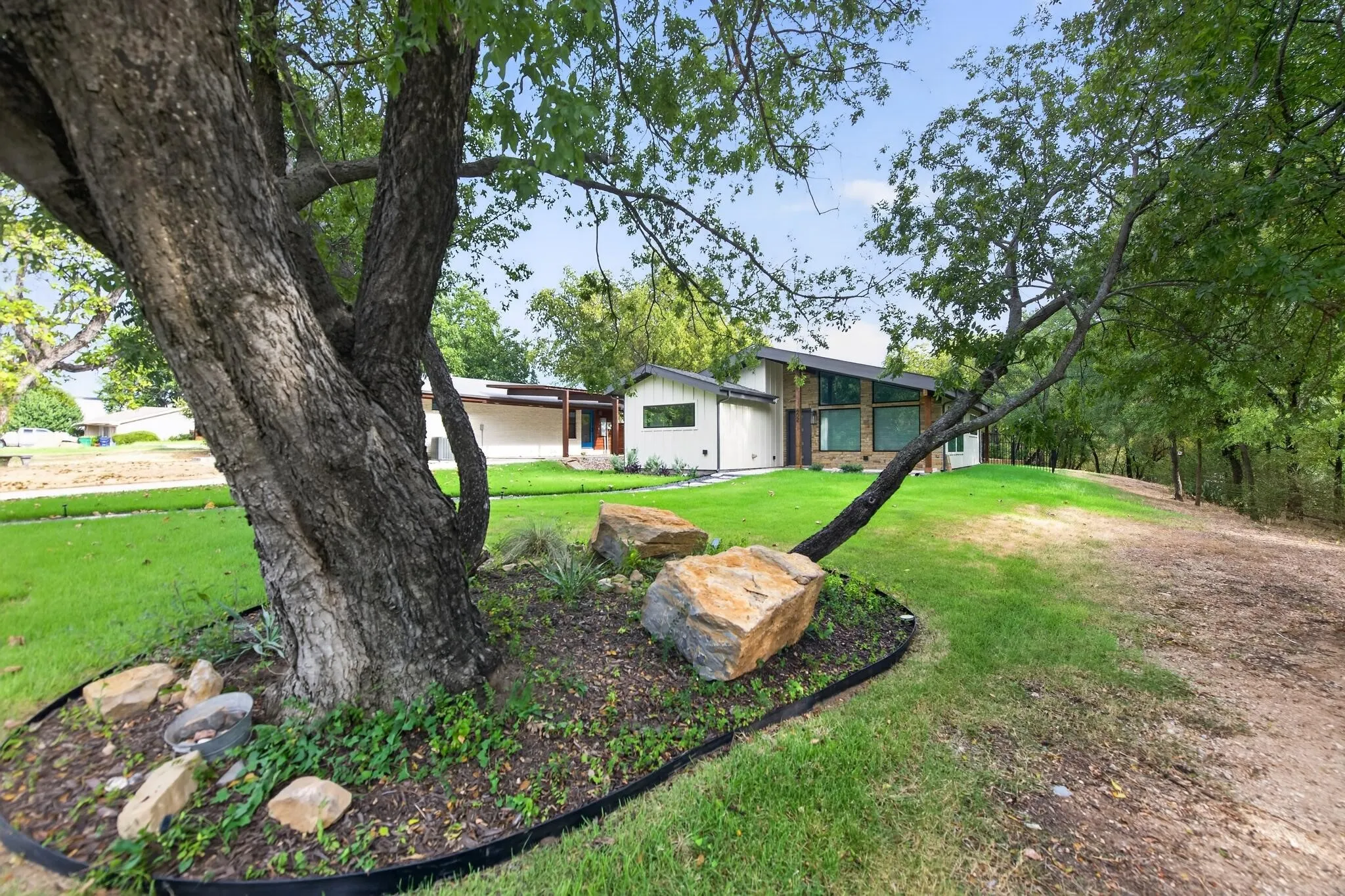 Single Family Residence For Sale in Wise County , 802 Stevens Street, Bridgeport, Texas 76426, 3 Bedroom, 2 Bathroom, 1 Garage spaces, 1,364 Sqft, built in 2024, mls#21374676, Real Estate Agent in Bridgeport, Homes For Sale in Wise county, Homes For Sale in Bridgeport, Realtor in Bridgeport Texas, Real Estate Brokerage Independent Realty Texas, Luminita Cordes Realtor
