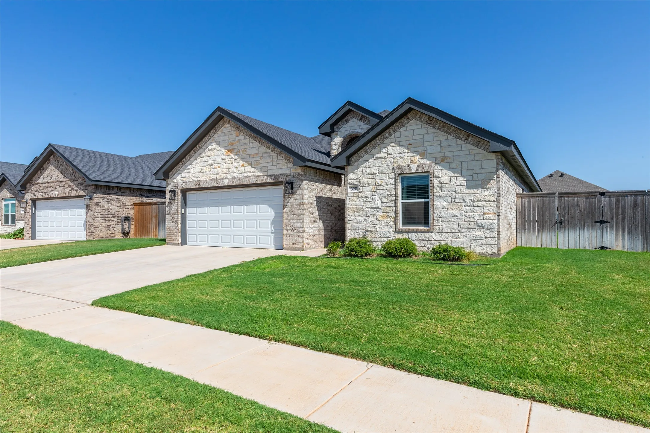 Single Family Residence For Rent in Taylor County , 328 Evening Shade Lane, Abilene, Texas 79602, 4 Bedroom, 2 Bathroom, 2 Garage spaces, 1,730 Sqft, built in 2023, mls#21353702, Real Estate Agent in Abilene, Homes For Rent in Taylor county, Homes For Rent in Abilene, Realtor in Abilene Texas, Real Estate Brokerage Independent Realty Texas, Luminita Cordes Realtor