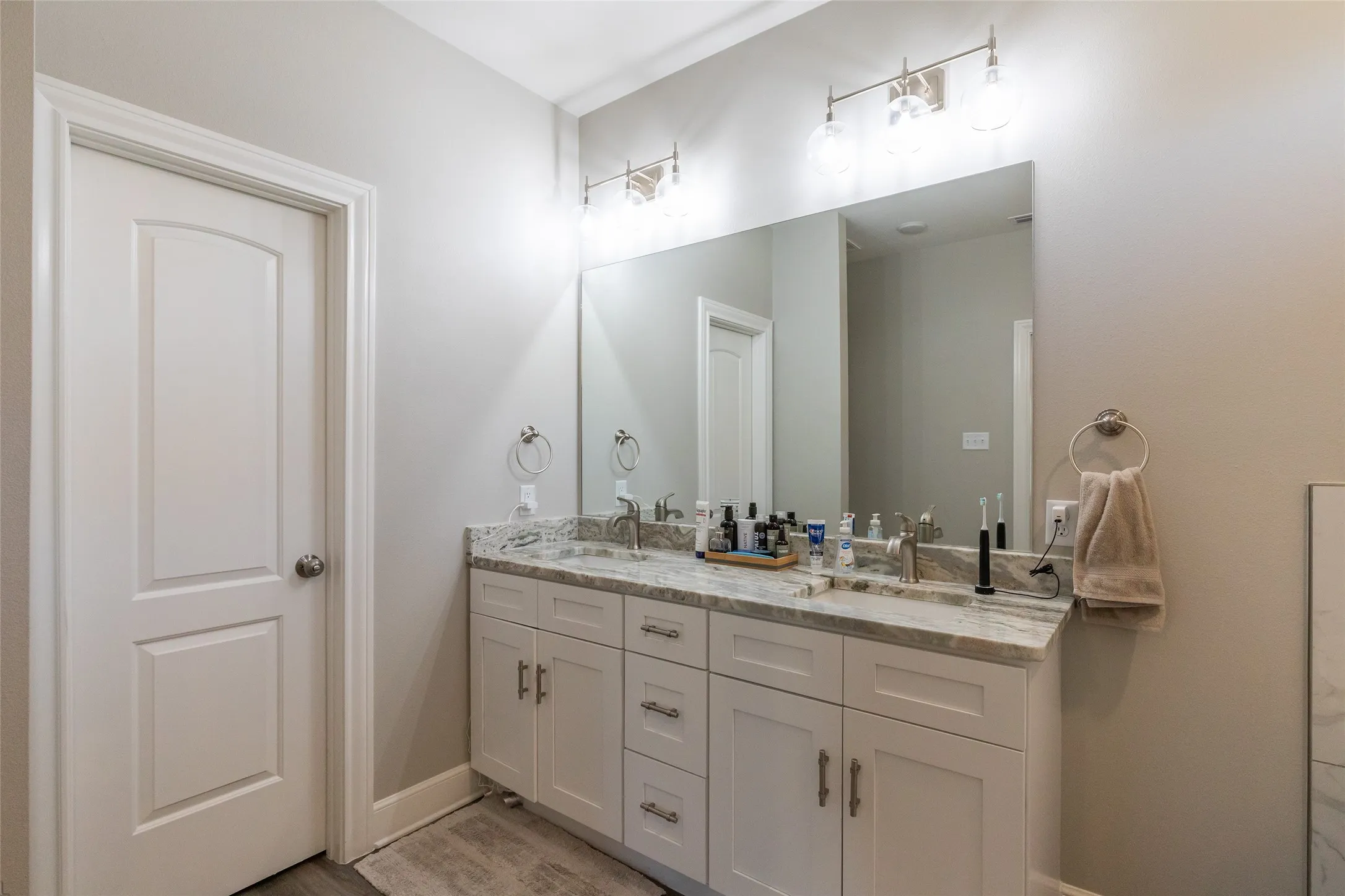 Single Family Residence For Rent in Taylor County , 328 Evening Shade Lane, Abilene, Texas 79602, 4 Bedroom, 2 Bathroom, 2 Garage spaces, 1,730 Sqft, built in 2023, mls#21353702, Real Estate Agent in Abilene, Homes For Rent in Taylor county, Homes For Rent in Abilene, Realtor in Abilene Texas, Real Estate Brokerage Independent Realty Texas, Luminita Cordes Realtor