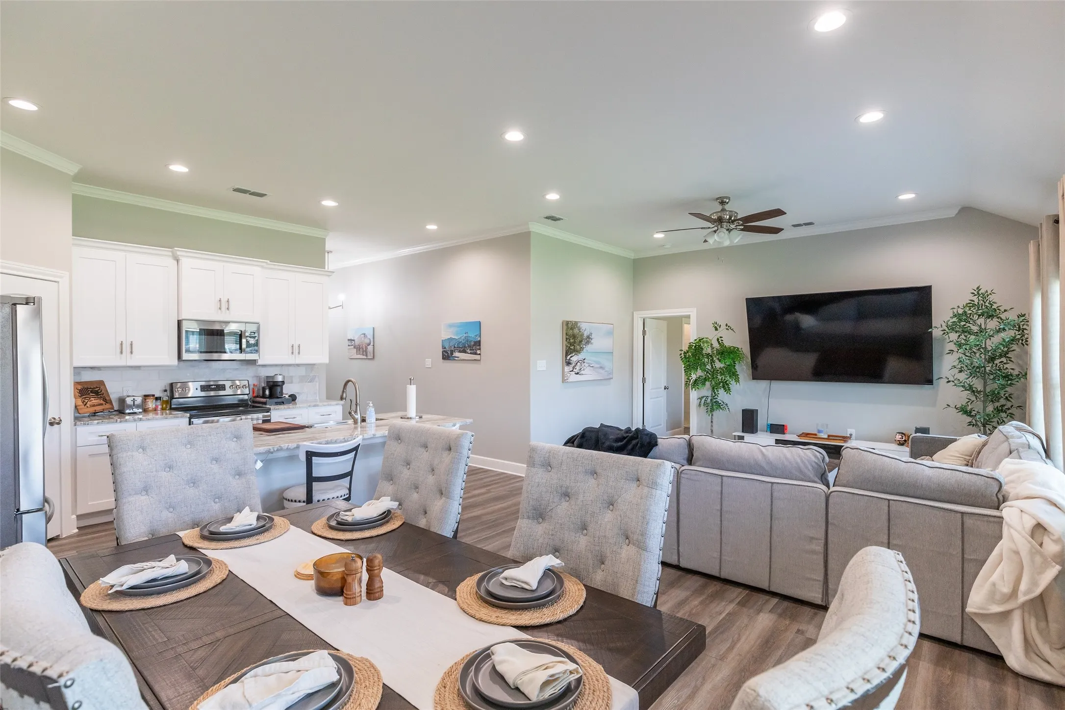 Single Family Residence For Rent in Taylor County , 328 Evening Shade Lane, Abilene, Texas 79602, 4 Bedroom, 2 Bathroom, 2 Garage spaces, 1,730 Sqft, built in 2023, mls#21353702, Real Estate Agent in Abilene, Homes For Rent in Taylor county, Homes For Rent in Abilene, Realtor in Abilene Texas, Real Estate Brokerage Independent Realty Texas, Luminita Cordes Realtor