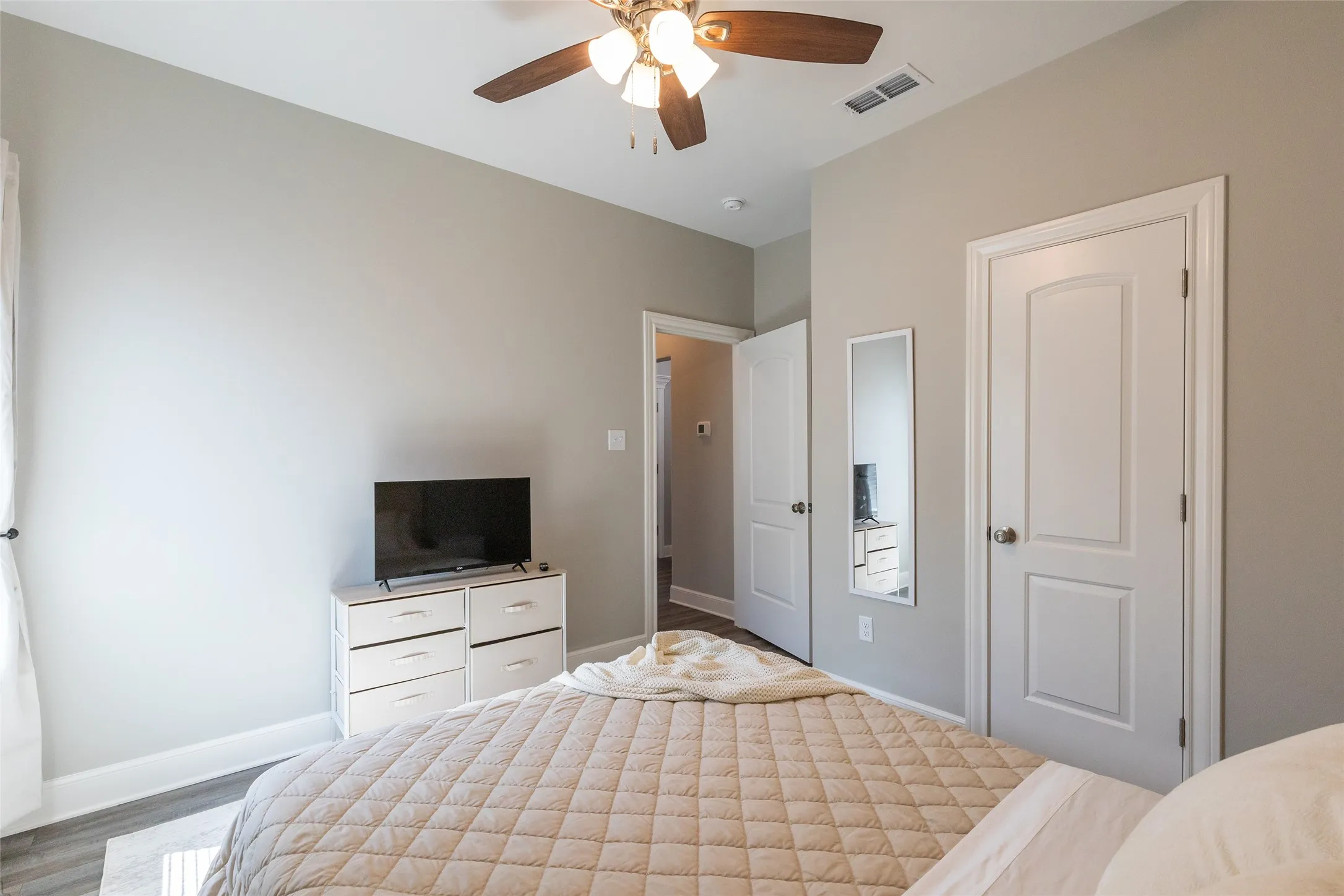 Single Family Residence For Rent in Taylor County , 328 Evening Shade Lane, Abilene, Texas 79602, 4 Bedroom, 2 Bathroom, 2 Garage spaces, 1,730 Sqft, built in 2023, mls#21353702, Real Estate Agent in Abilene, Homes For Rent in Taylor county, Homes For Rent in Abilene, Realtor in Abilene Texas, Real Estate Brokerage Independent Realty Texas, Luminita Cordes Realtor