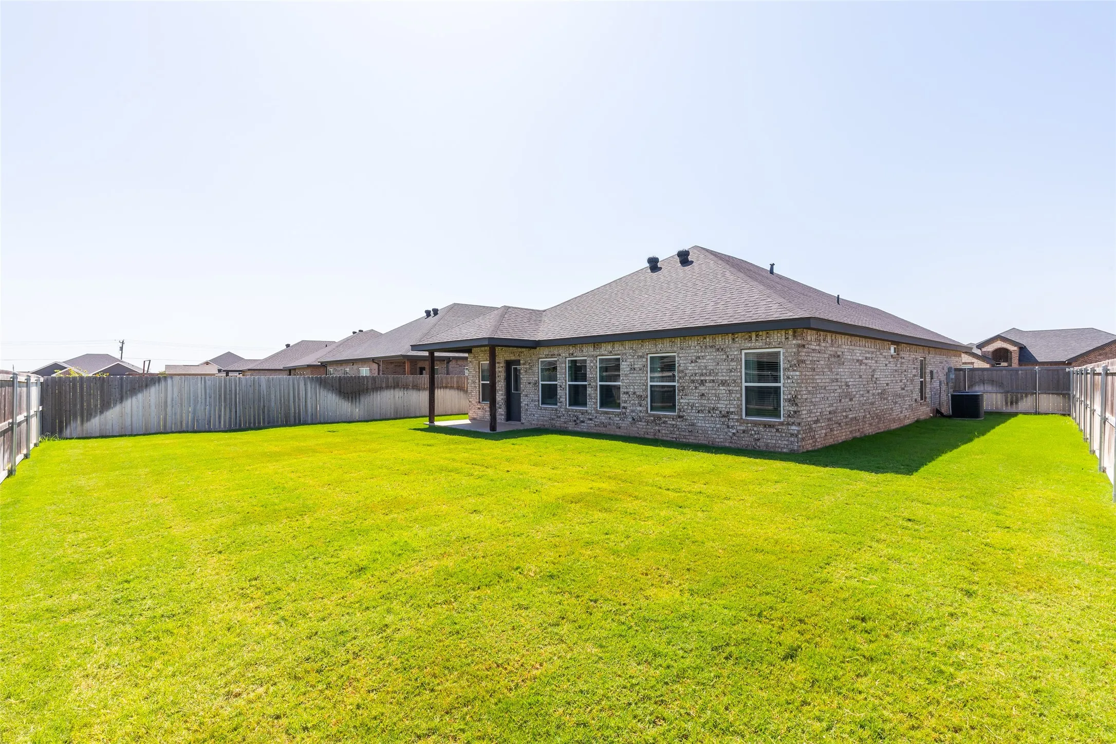 Single Family Residence For Rent in Taylor County , 328 Evening Shade Lane, Abilene, Texas 79602, 4 Bedroom, 2 Bathroom, 2 Garage spaces, 1,730 Sqft, built in 2023, mls#21353702, Real Estate Agent in Abilene, Homes For Rent in Taylor county, Homes For Rent in Abilene, Realtor in Abilene Texas, Real Estate Brokerage Independent Realty Texas, Luminita Cordes Realtor