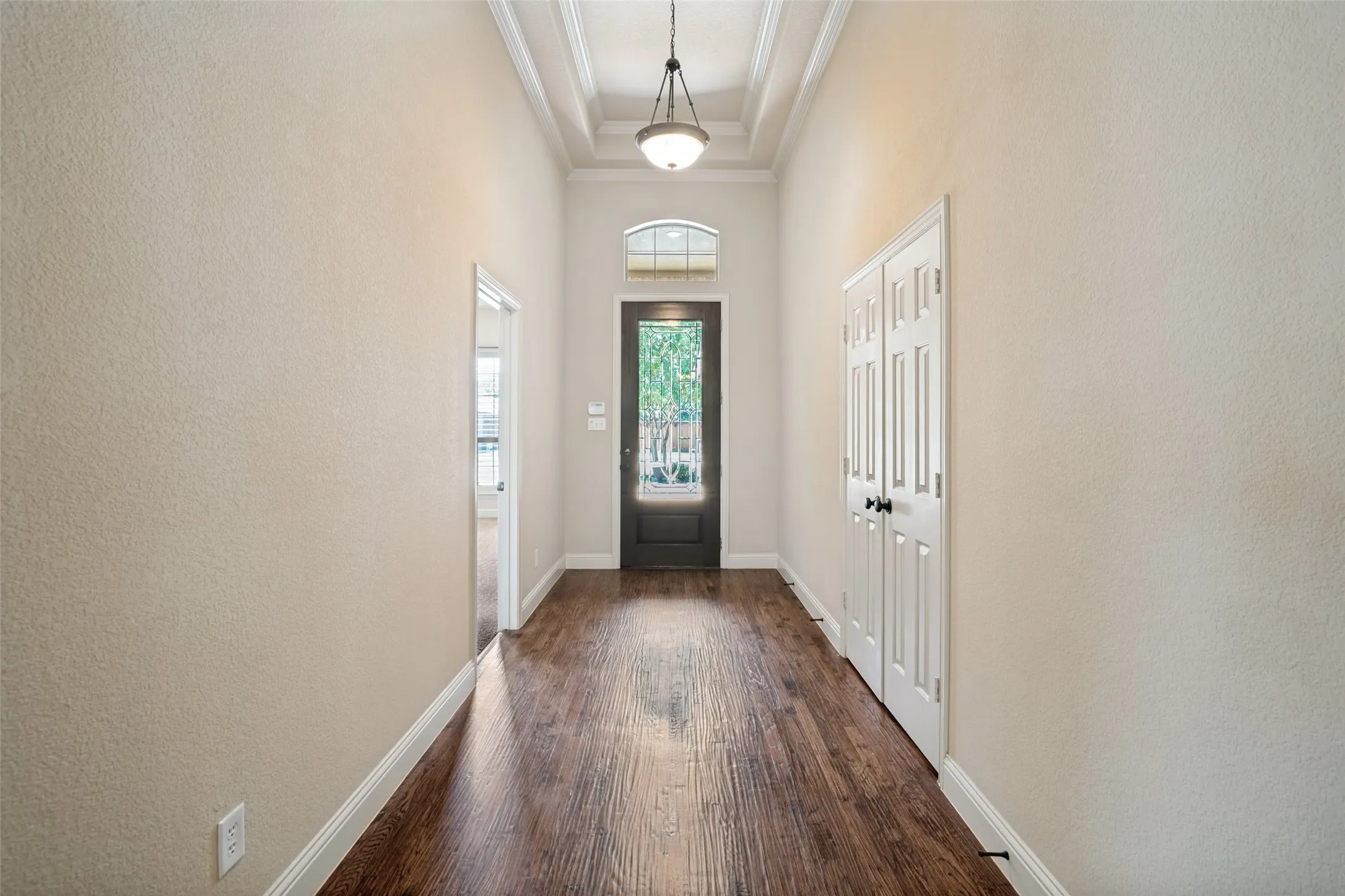 Single Family Residence For Sale in Rockwall County , 2512 Cedarwood Trail, Rockwall, Texas 75032, 4 Bedroom, 2 Bathroom, 2 Garage spaces, 2,761 Sqft, built in 2008, mls#21374679, Real Estate Agent in Rockwall, Homes For Sale in Rockwall county, Homes For Sale in Rockwall, Realtor in Rockwall Texas, Real Estate Brokerage Independent Realty Texas, Luminita Cordes Realtor
