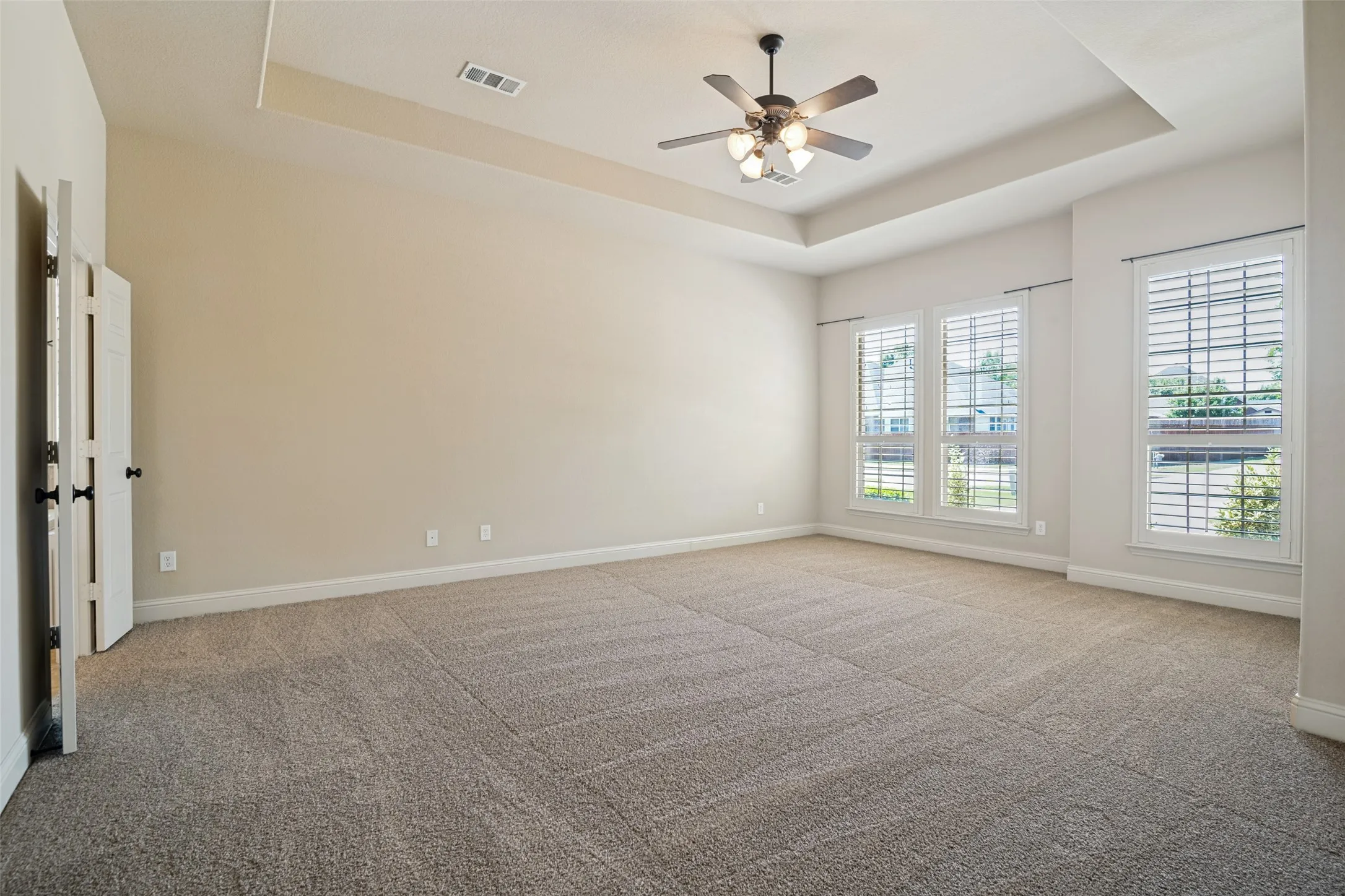 Single Family Residence For Sale in Rockwall County , 2512 Cedarwood Trail, Rockwall, Texas 75032, 4 Bedroom, 2 Bathroom, 2 Garage spaces, 2,761 Sqft, built in 2008, mls#21374679, Real Estate Agent in Rockwall, Homes For Sale in Rockwall county, Homes For Sale in Rockwall, Realtor in Rockwall Texas, Real Estate Brokerage Independent Realty Texas, Luminita Cordes Realtor