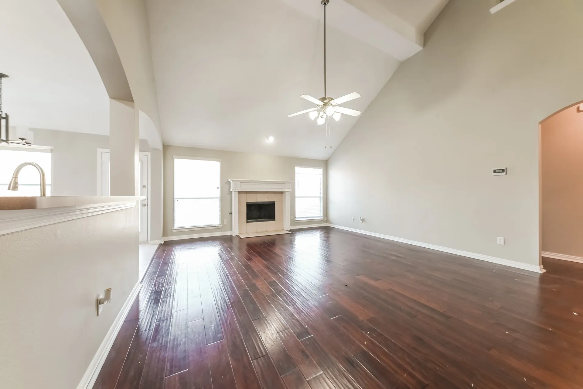 Single Family Residence For Rent in Dallas County , 3108 Silver Creek Drive, Mesquite, Texas 75181, 4 Bedroom, 3 Bathroom, 2 Garage spaces, 2,709 Sqft, built in 2009, mls#21374683, Real Estate Agent in Mesquite, Homes For Rent in Dallas county, Homes For Rent in Mesquite, Realtor in Mesquite Texas, Real Estate Brokerage Independent Realty Texas, Luminita Cordes Realtor