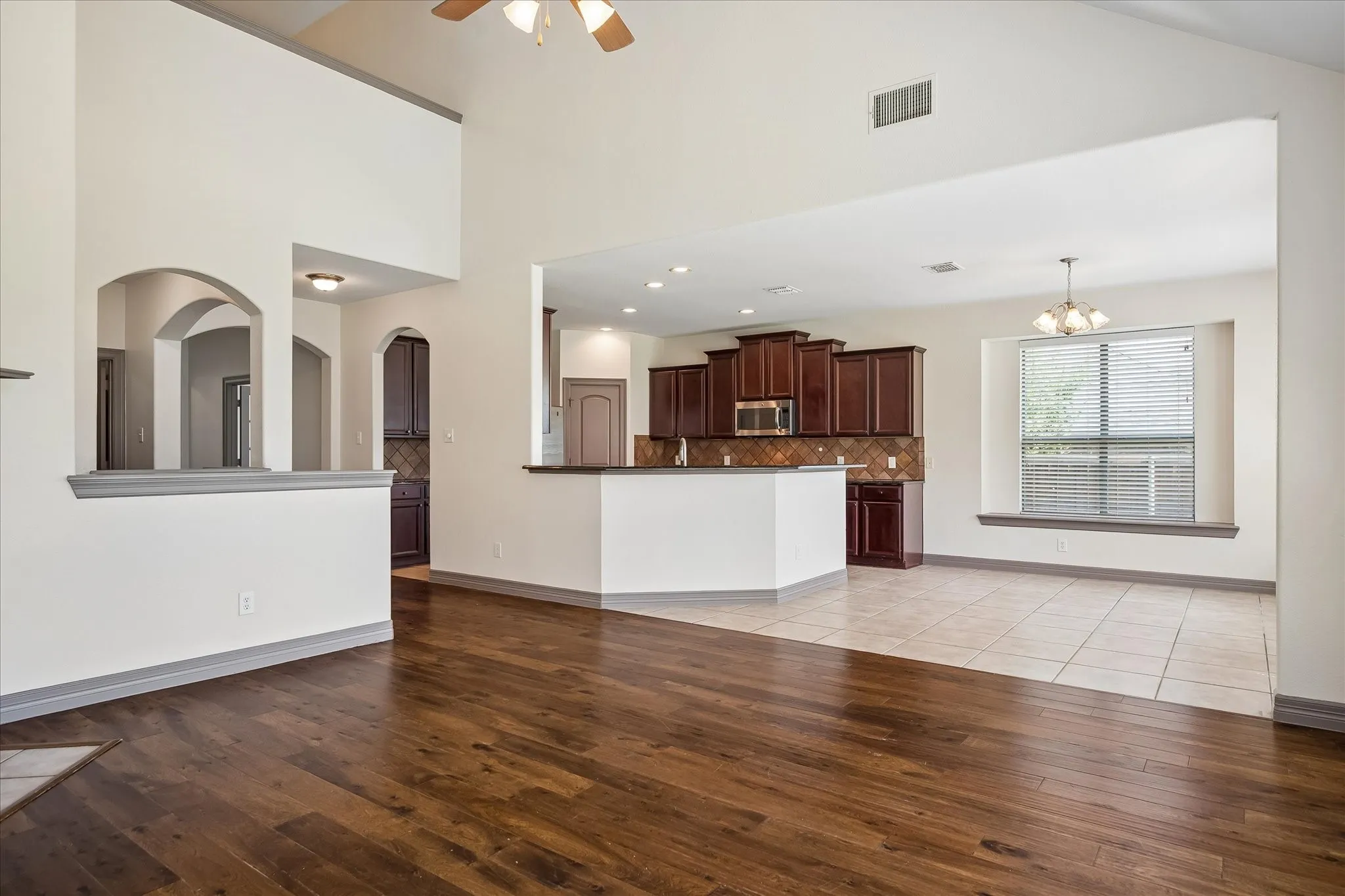 Single Family Residence For Rent in Collin County , 2917 Preston Lane, Wylie, Texas 75098, 4 Bedroom, 4 Bathroom, 3 Garage spaces, 3,300 Sqft, built in 2007, mls#21374073, Real Estate Agent in Wylie, Homes For Rent in Collin county, Homes For Rent in Wylie, Realtor in Wylie Texas, Real Estate Brokerage Independent Realty Texas, Luminita Cordes Realtor