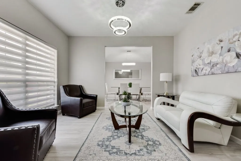 Single Family Residence For Rent in Collin County , 506 Pecos Path Drive, Murphy, Texas 75094, 4 Bedroom, 2 Bathroom, 2 Garage spaces, 2,163 Sqft, built in 2001, mls#21370899, Real Estate Agent in Murphy, Homes For Rent in Collin county, Homes For Rent in Murphy, Realtor in Murphy Texas, Real Estate Brokerage Independent Realty Texas, Luminita Cordes Realtor