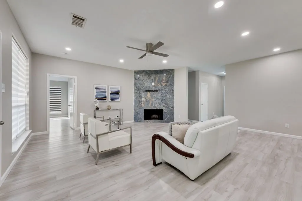 Single Family Residence For Rent in Collin County , 506 Pecos Path Drive, Murphy, Texas 75094, 4 Bedroom, 2 Bathroom, 2 Garage spaces, 2,163 Sqft, built in 2001, mls#21370899, Real Estate Agent in Murphy, Homes For Rent in Collin county, Homes For Rent in Murphy, Realtor in Murphy Texas, Real Estate Brokerage Independent Realty Texas, Luminita Cordes Realtor