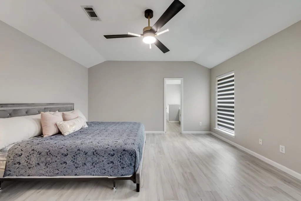 Single Family Residence For Rent in Collin County , 506 Pecos Path Drive, Murphy, Texas 75094, 4 Bedroom, 2 Bathroom, 2 Garage spaces, 2,163 Sqft, built in 2001, mls#21370899, Real Estate Agent in Murphy, Homes For Rent in Collin county, Homes For Rent in Murphy, Realtor in Murphy Texas, Real Estate Brokerage Independent Realty Texas, Luminita Cordes Realtor